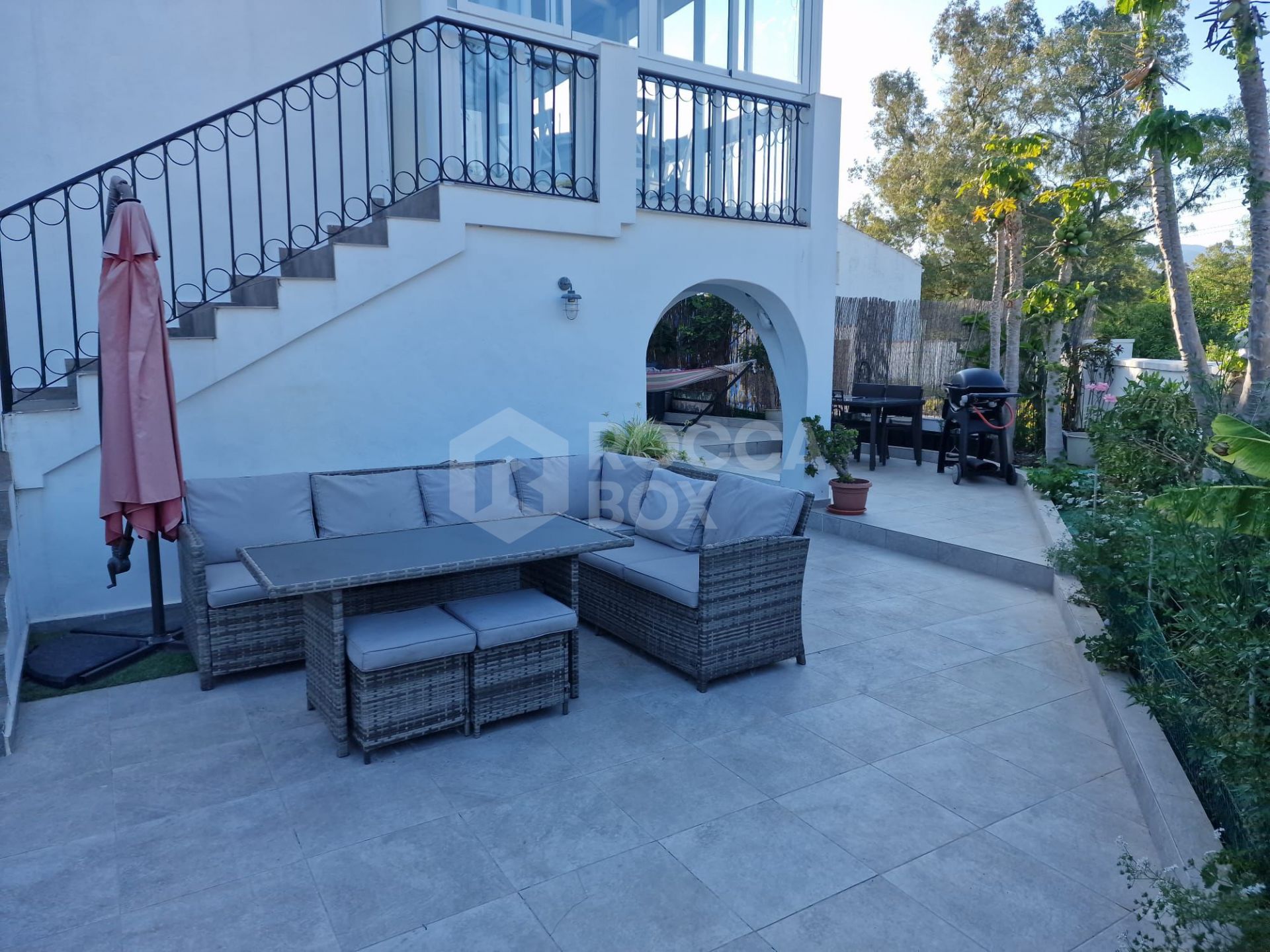 Cosy Furnished Townhouse in Las Lomas