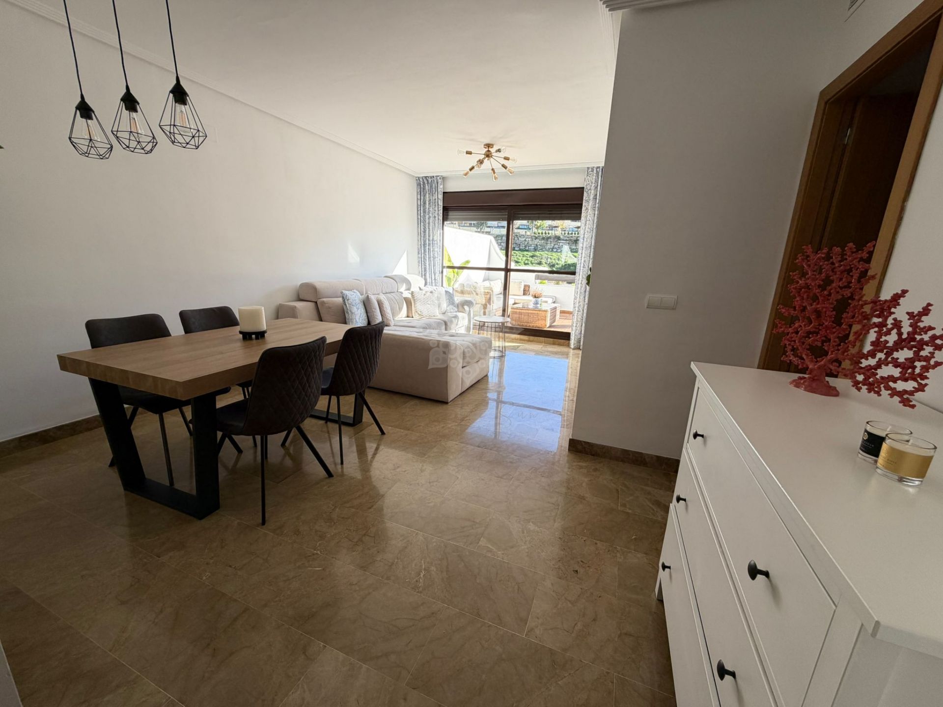 Apartamento en La Resina Golf, Estepona