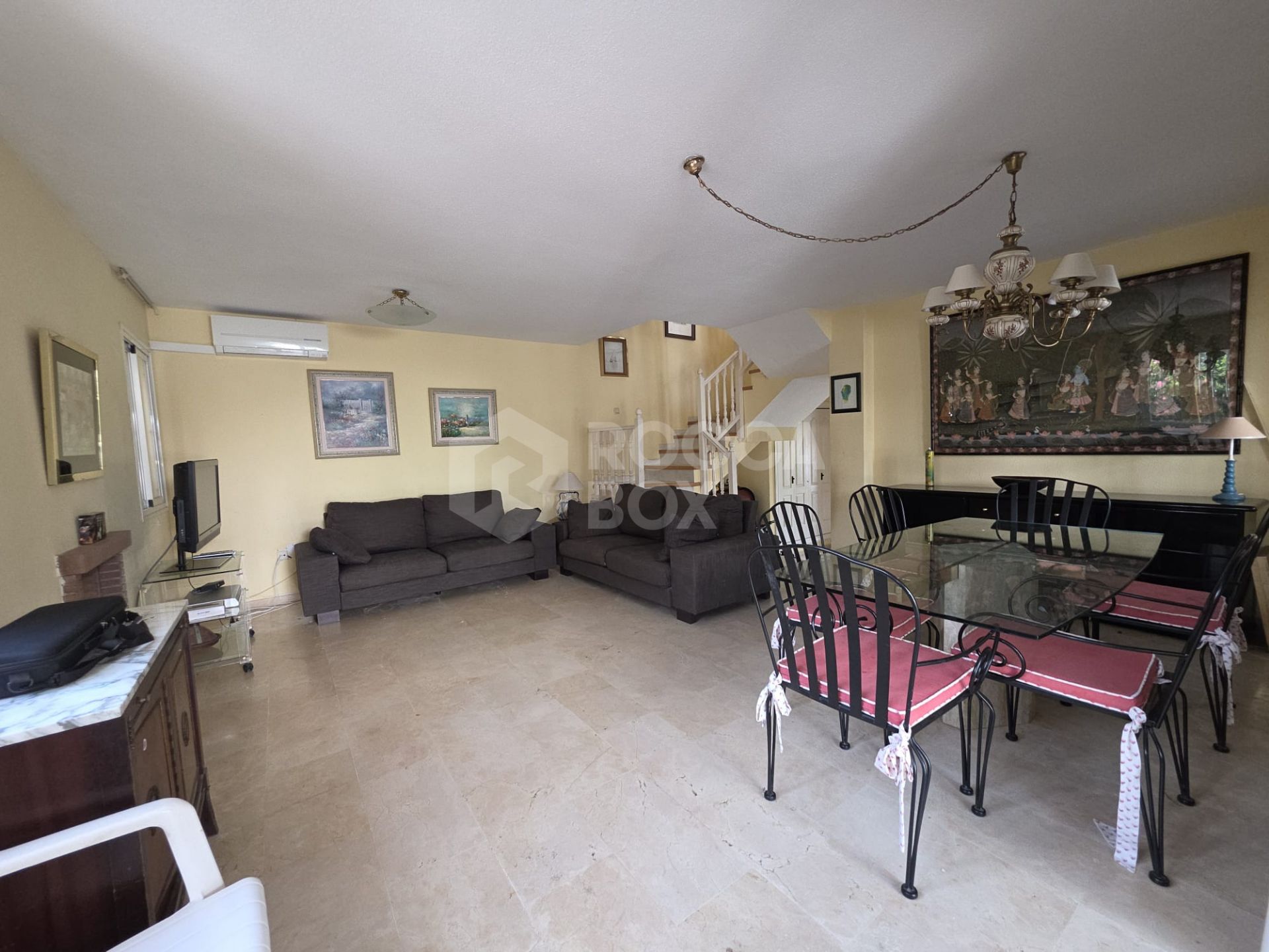 Magnificent Beachfront Semi-Detached Townhouse