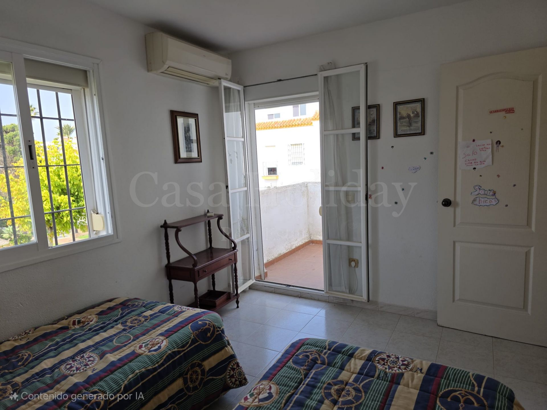 Pareado en Marina de Casares, Casares