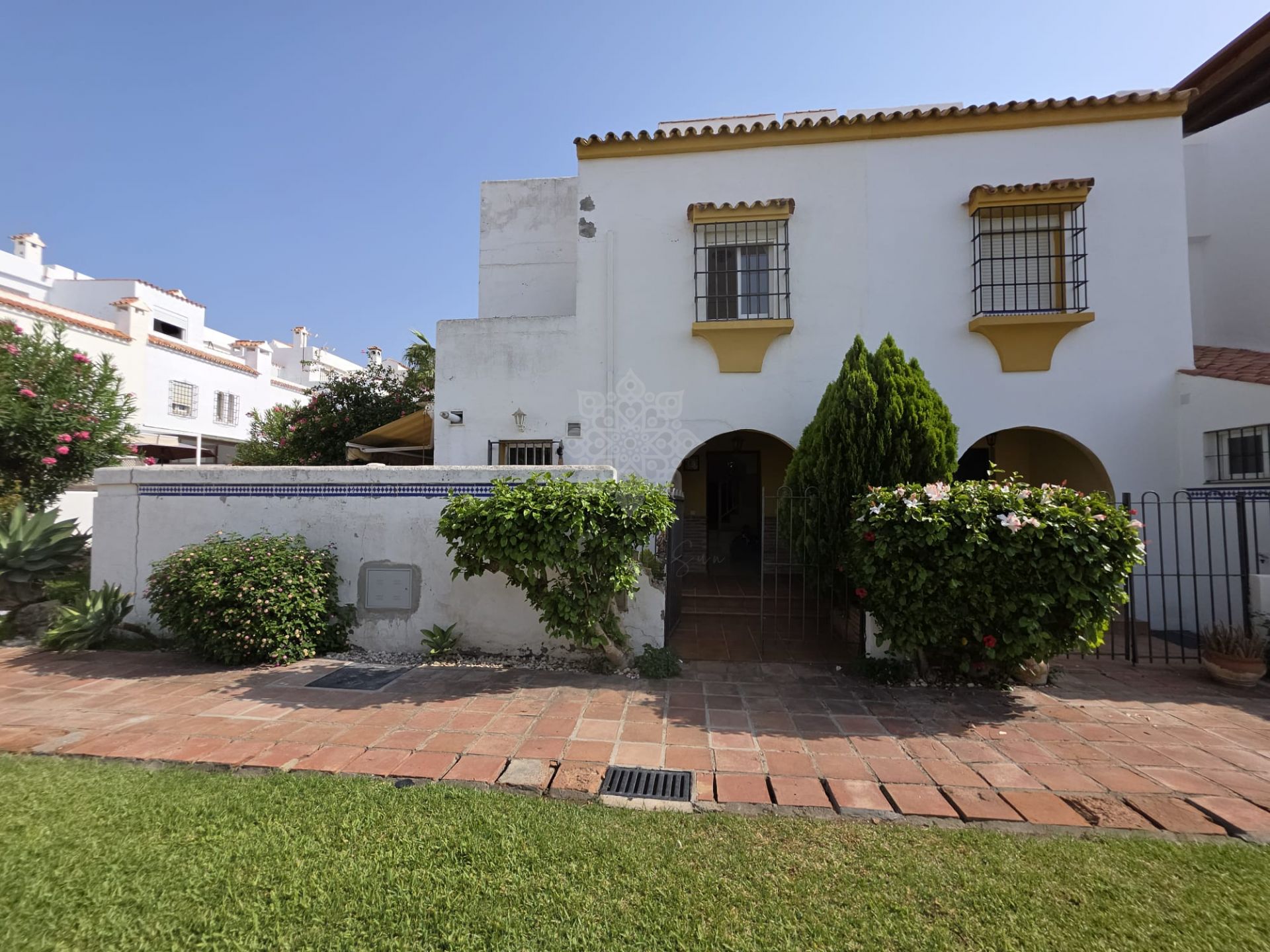 Pareado en Marina de Casares, Casares