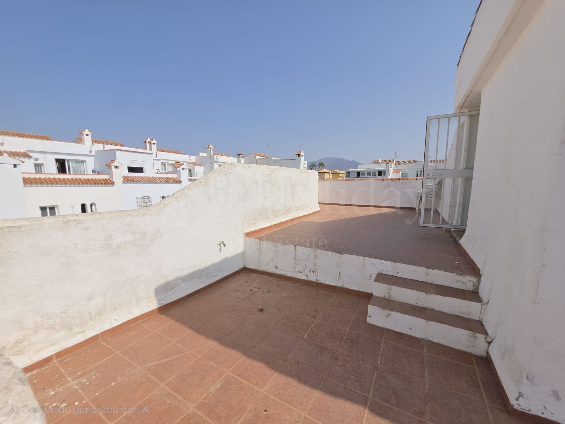 Pareado en Marina de Casares, Casares