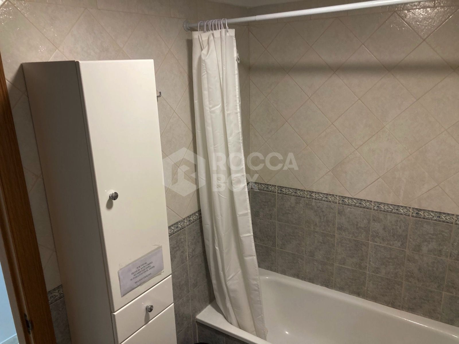 Charming Ground Floor Apartment in Huerta Nueva, Estepona