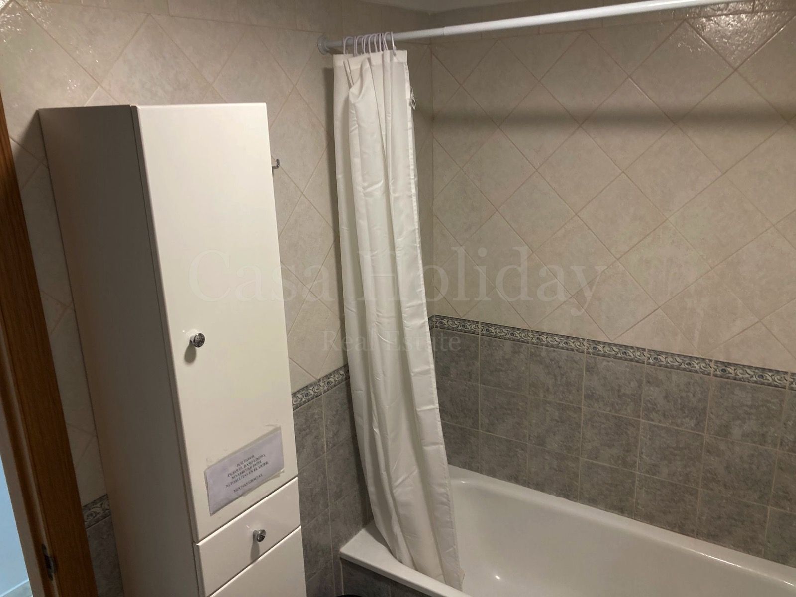 Ground Floor Apartment in Estepona Puerto, Estepona