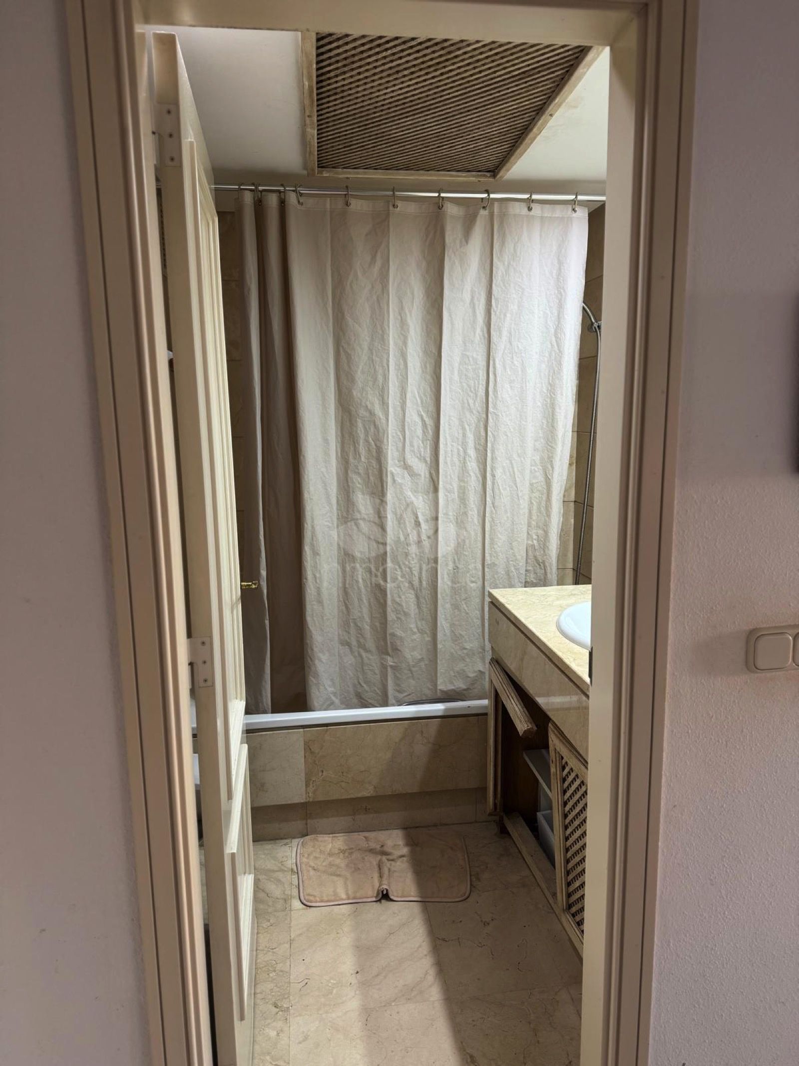 Apartment in Marina Banus, Marbella