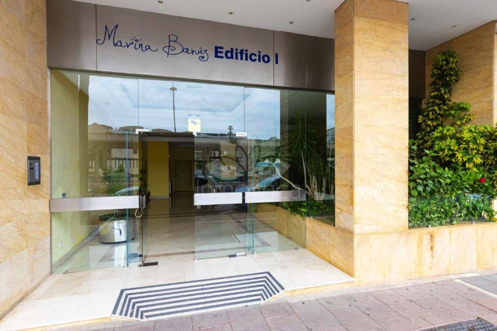 Apartment in Marina Banus, Marbella