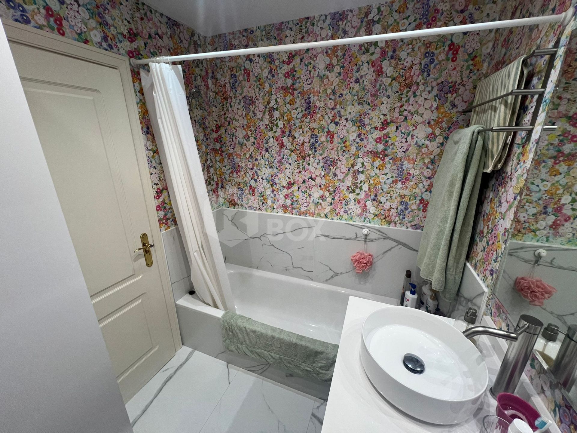 Stunning Recently Renovated Penthouse in Señorio de Gonzaga