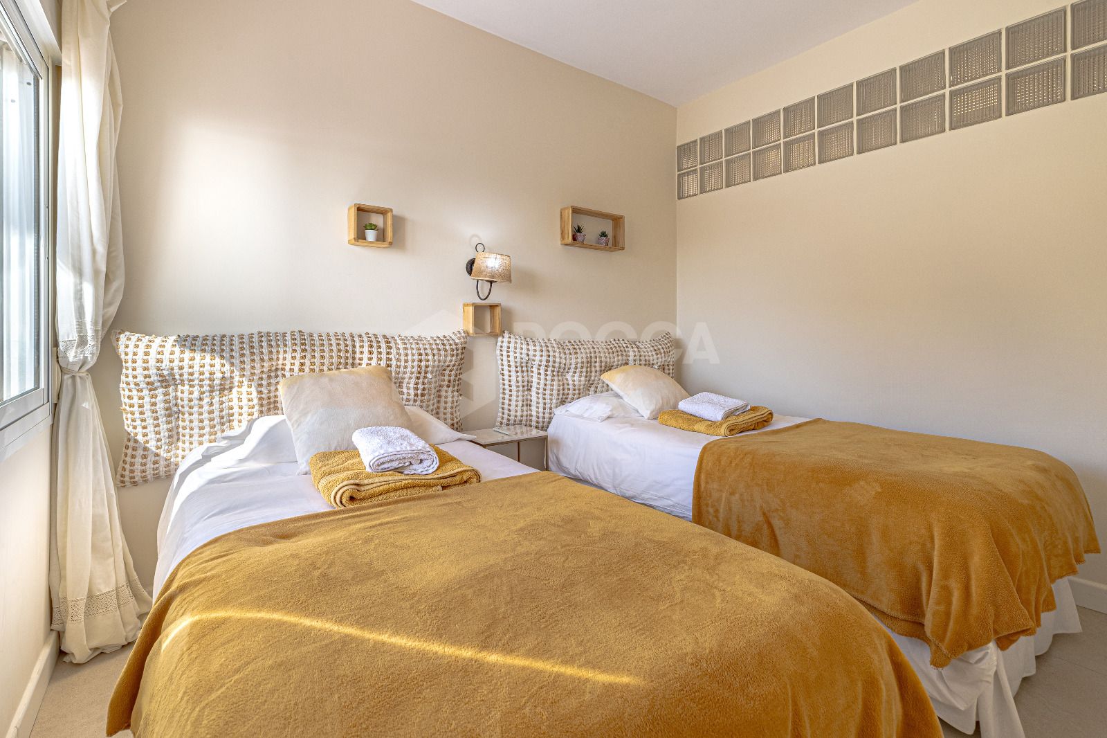 Beachfront 1-Bedroom Apartment with Panoramic Sea Views & 24/7 Concierge