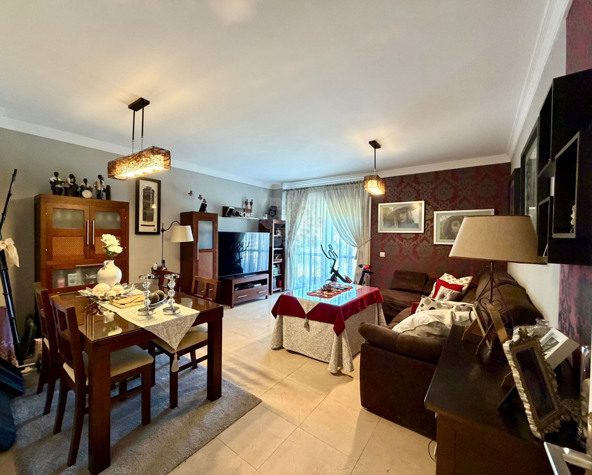 Penthouse in Avda de Andalucia - Sierra de Estepona, Estepona