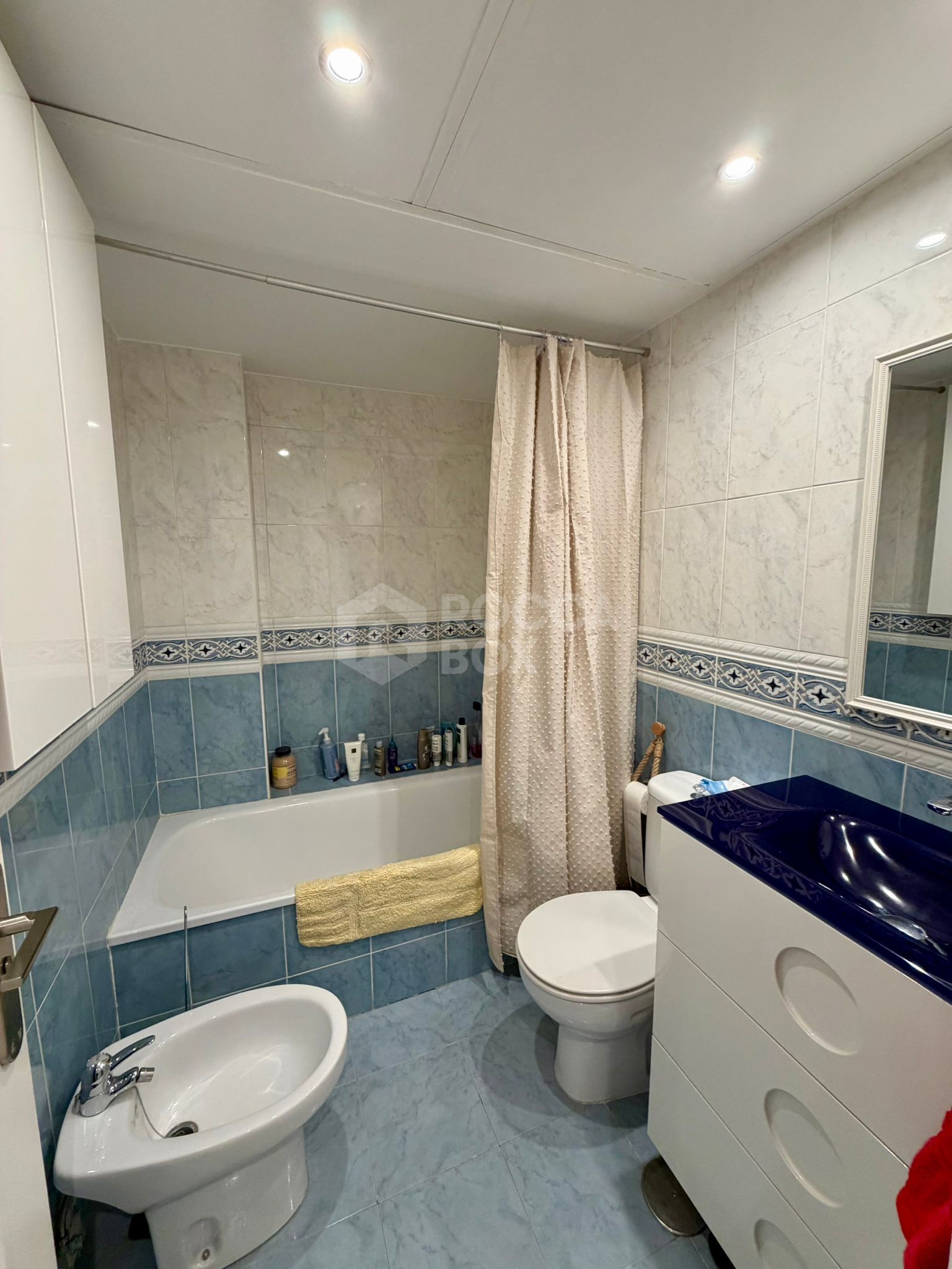 Spacious Modern Penthouse with Large Terrace