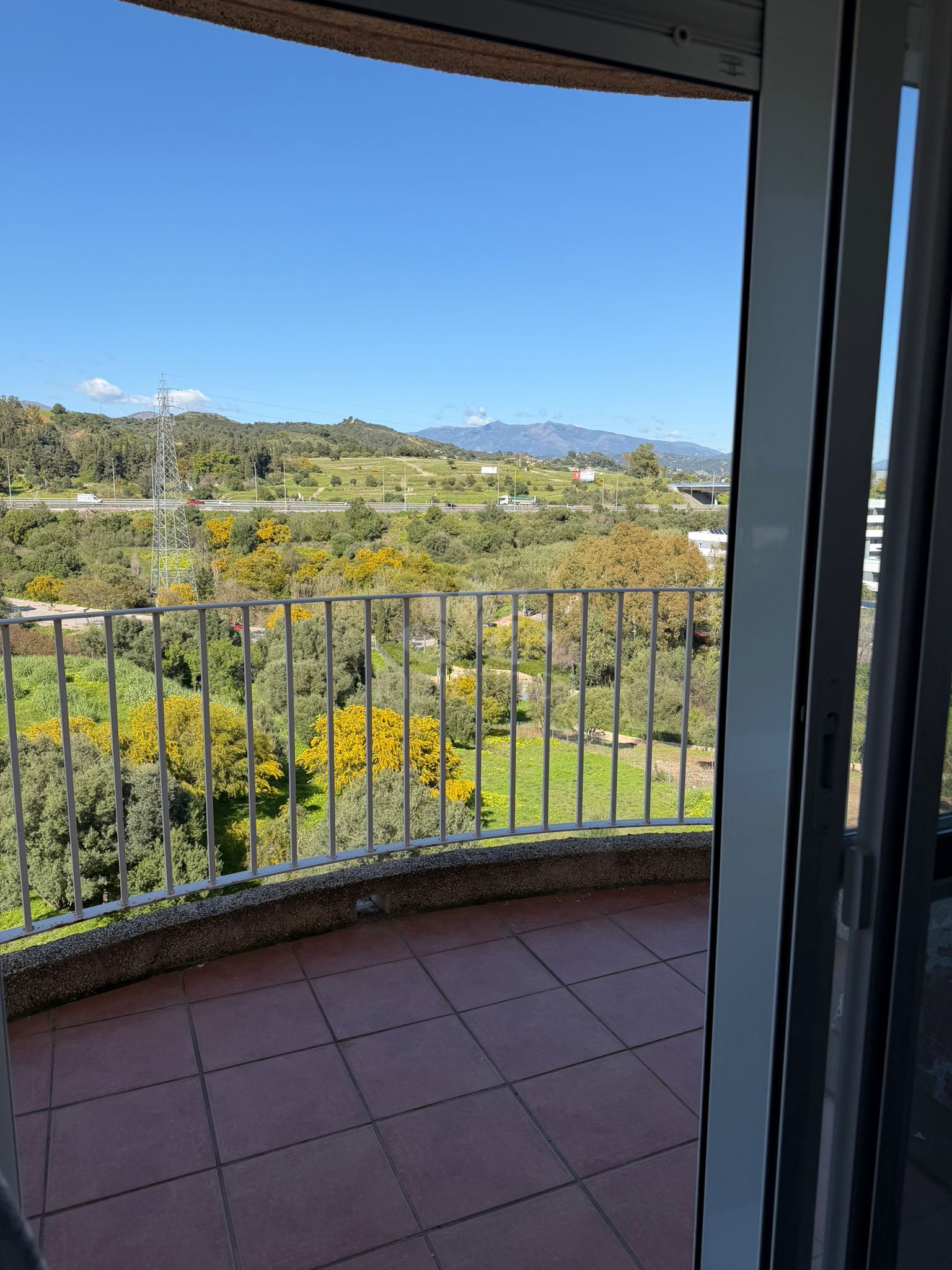 Penthouse in Avda de Andalucia - Sierra de Estepona, Estepona