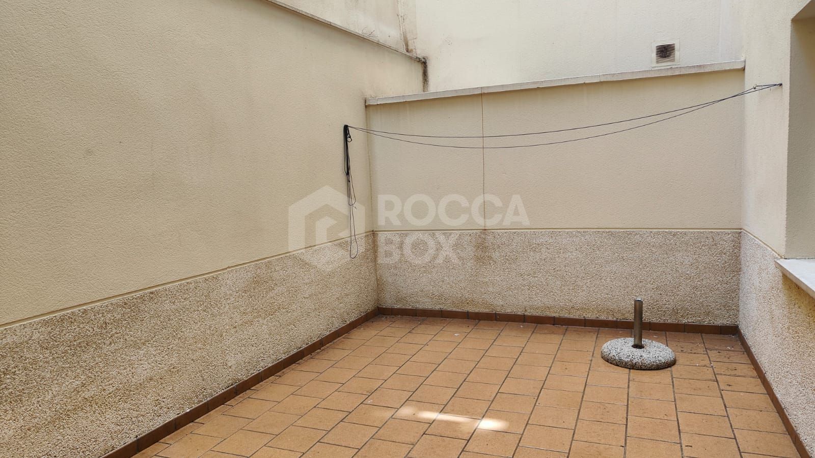 Beachfront 1-Bedroom Apartment with Reform Project