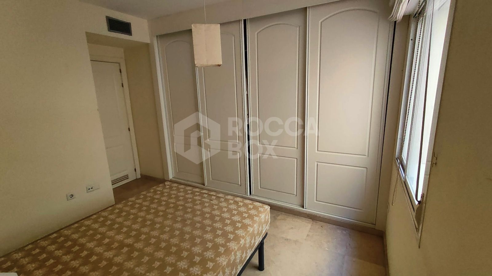 Beachfront 1-Bedroom Apartment with Reform Project