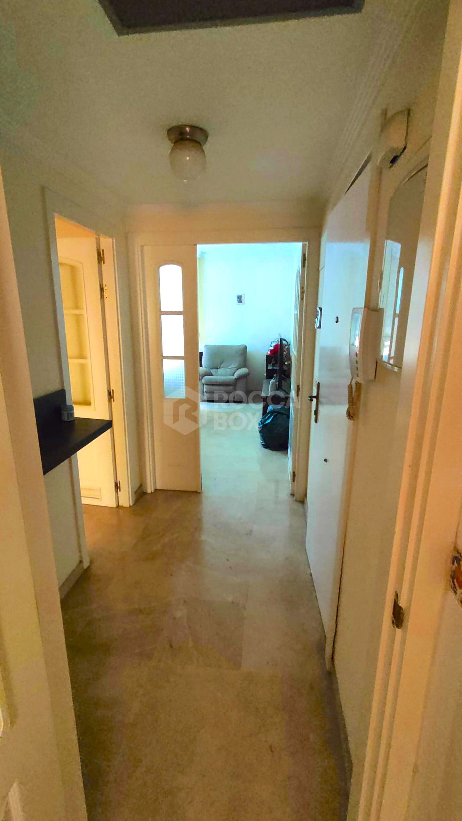 Beachfront 1-Bedroom Apartment with Reform Project