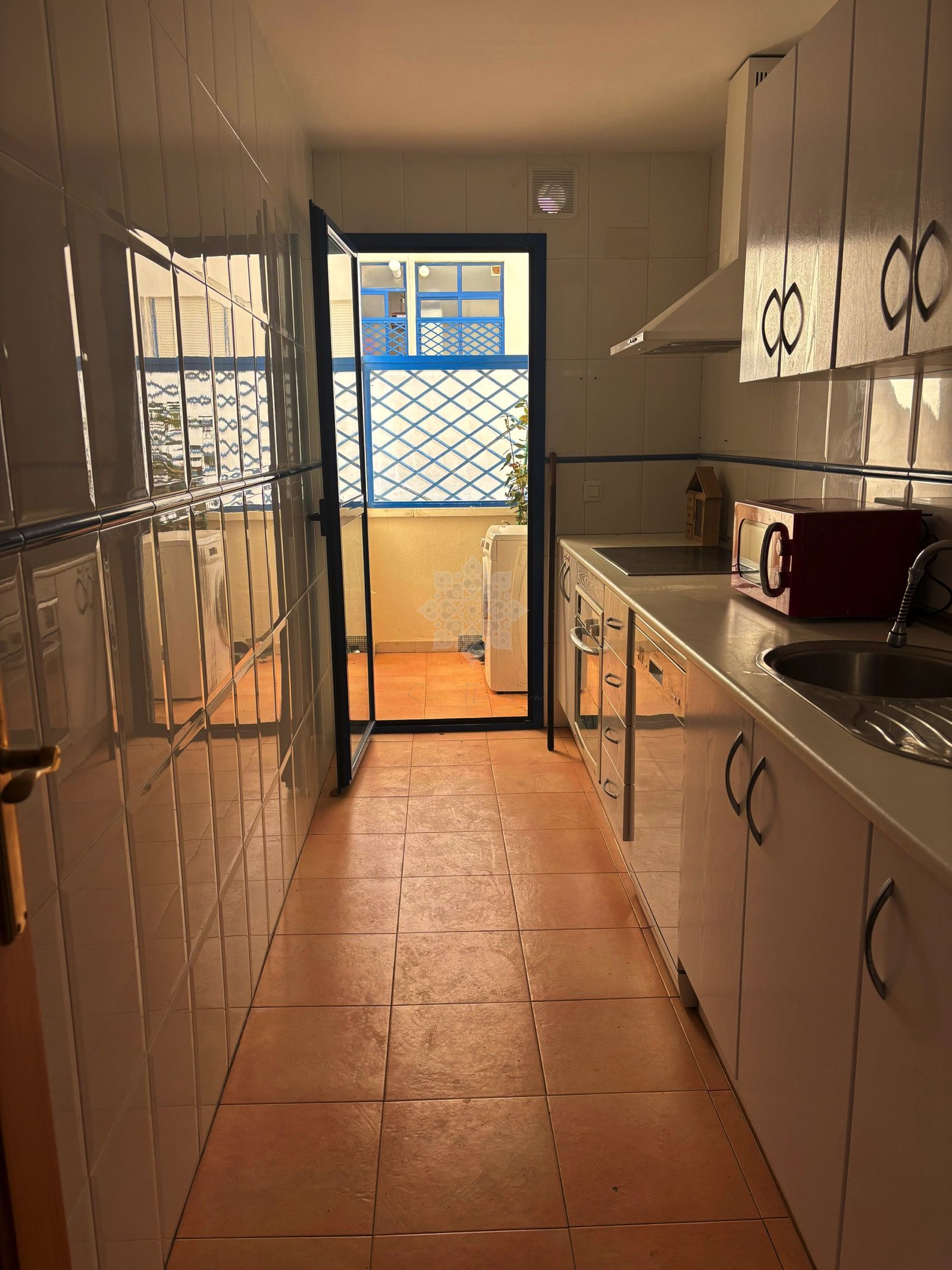 Ground Floor Apartment in Estepona Centre, Estepona