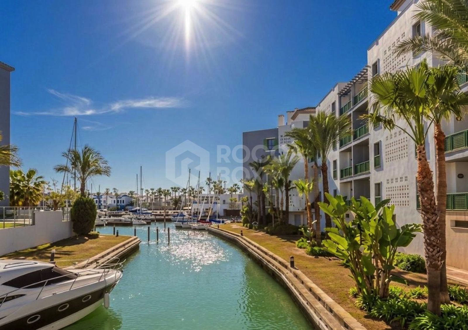 Elegant 2-Bedroom Marina-View Apartment