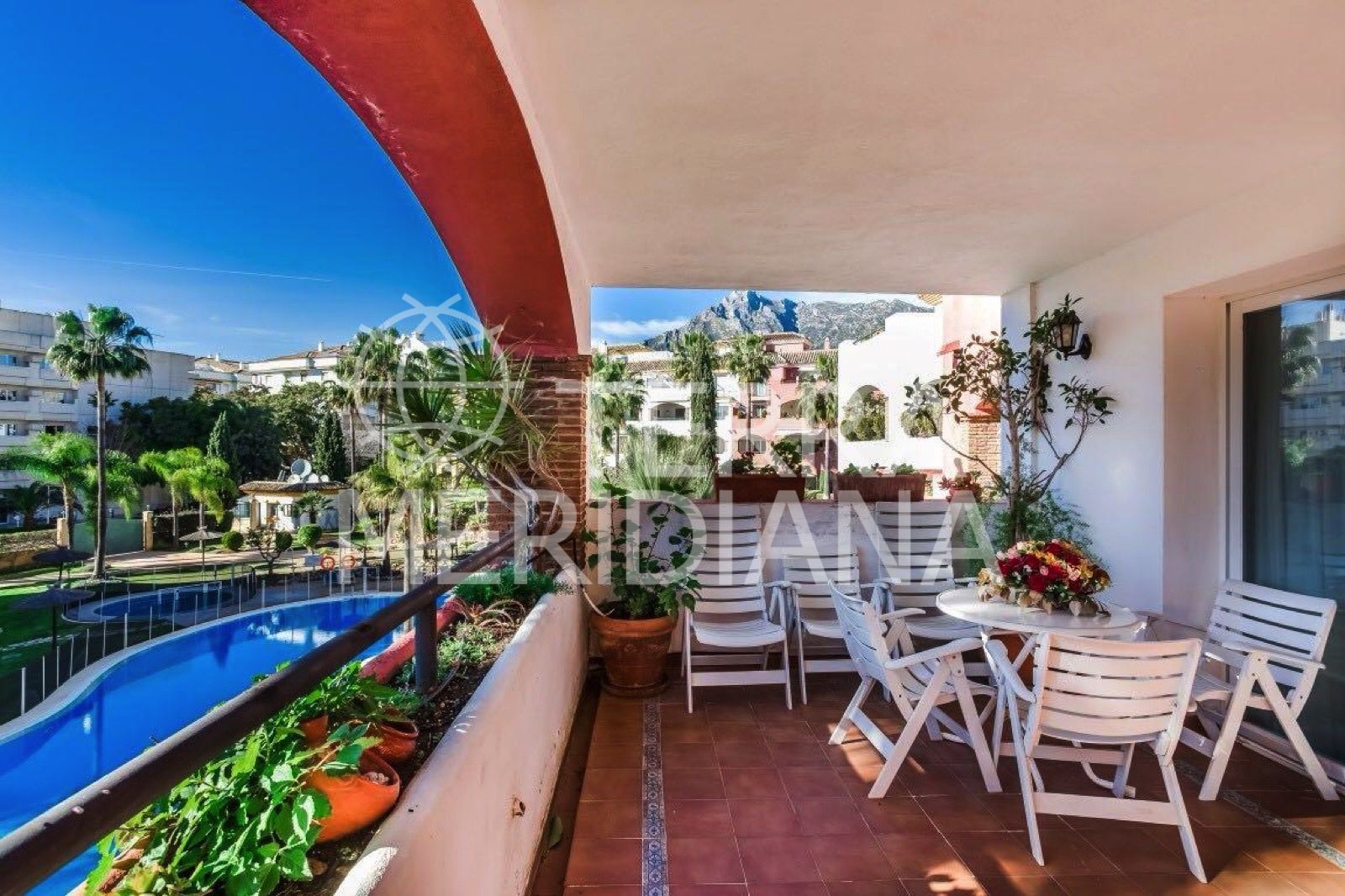 Duplex in Marbella Golden Mile, Marbella