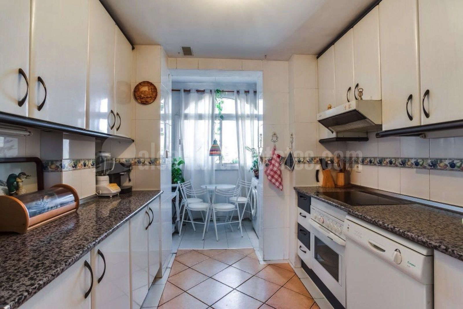 Duplex in Marbella Golden Mile, Marbella