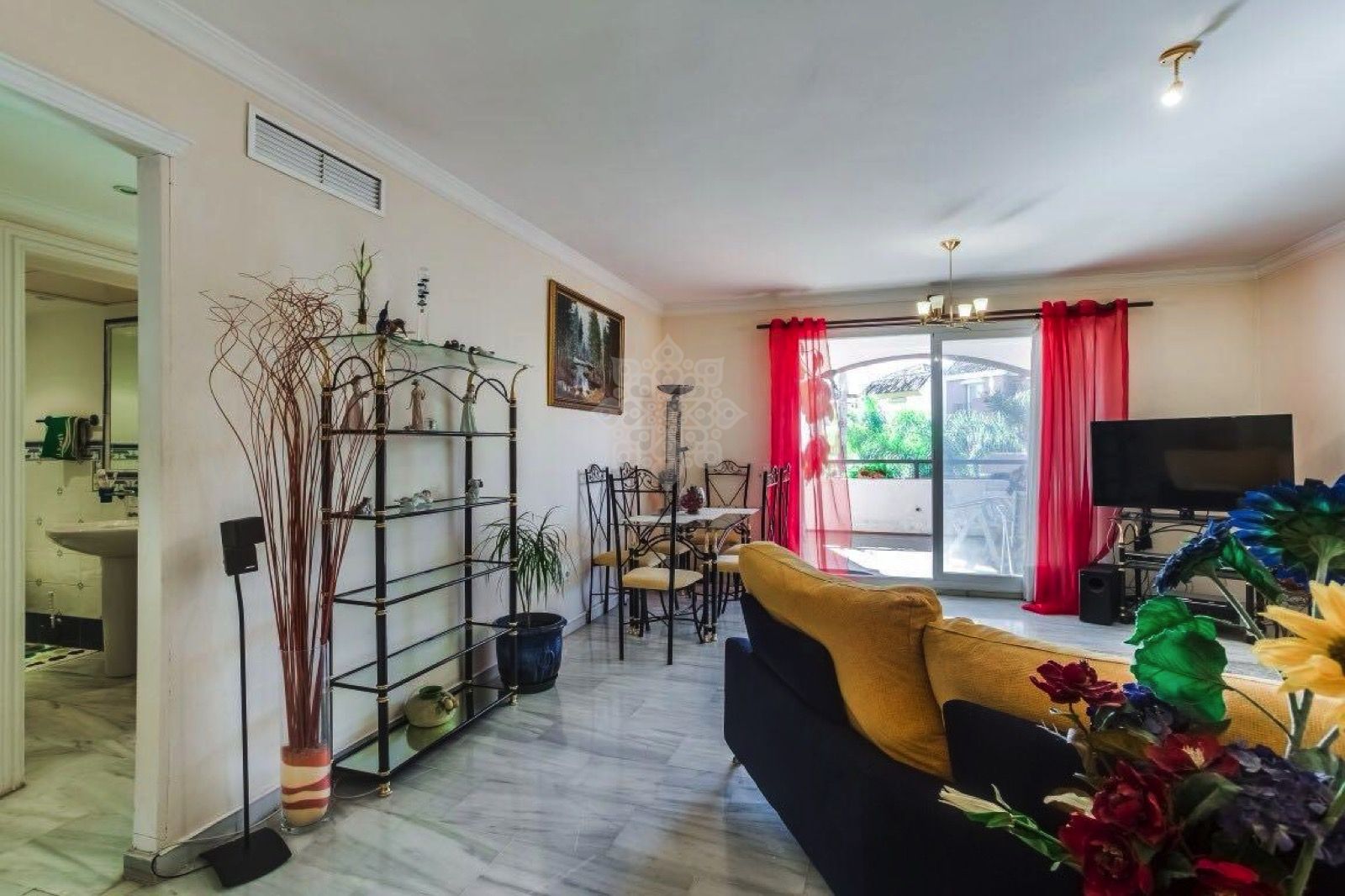 Duplex in Marbella Golden Mile, Marbella