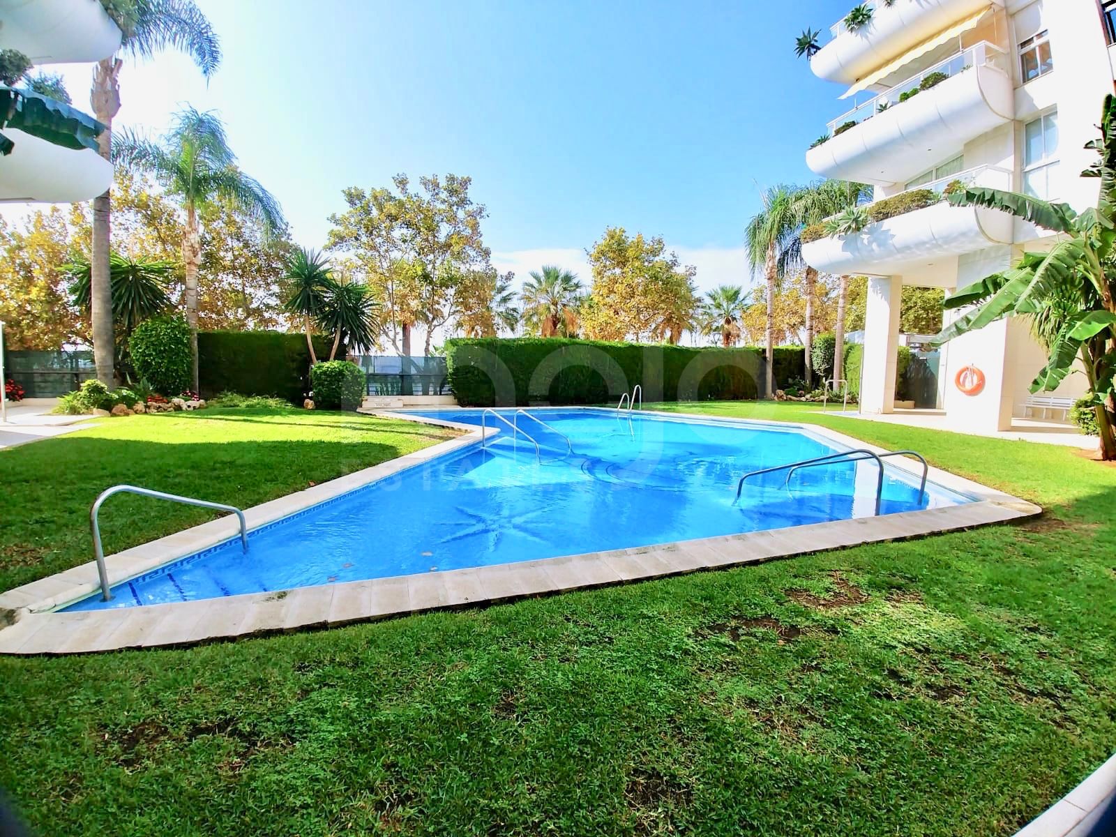 Appartement à vendre dans Playa Bajadilla - Puertos, Marbella