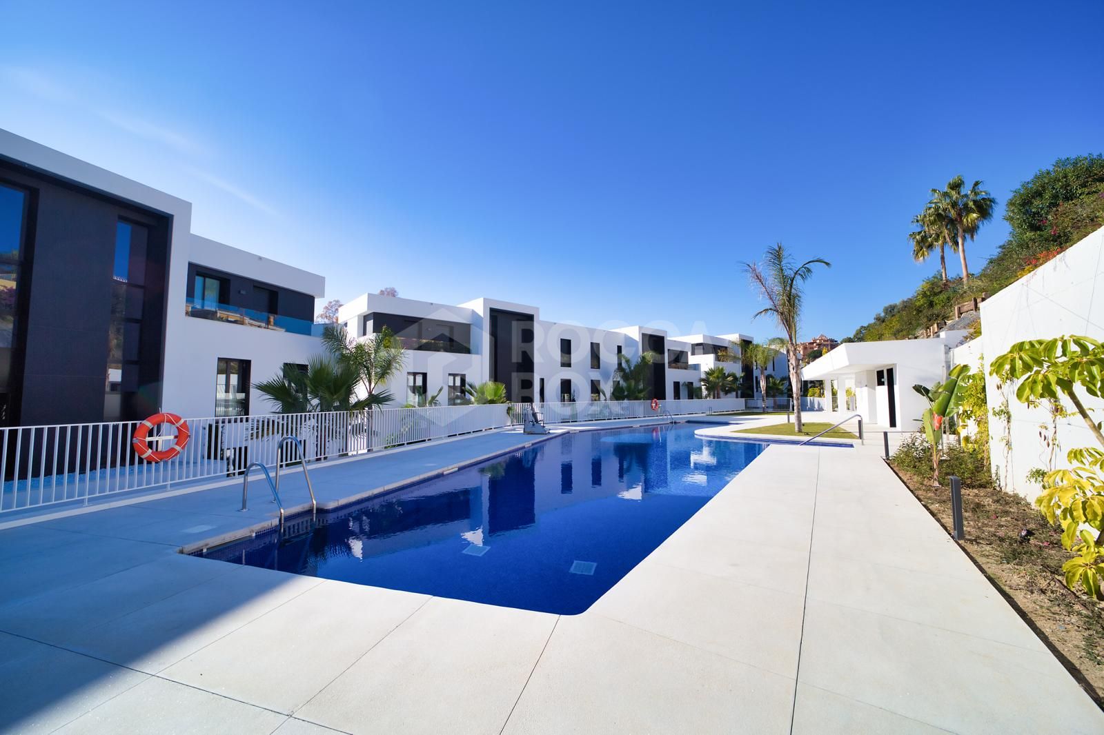 Apartment for sale in Nueva Andalucia, Marbella (All)