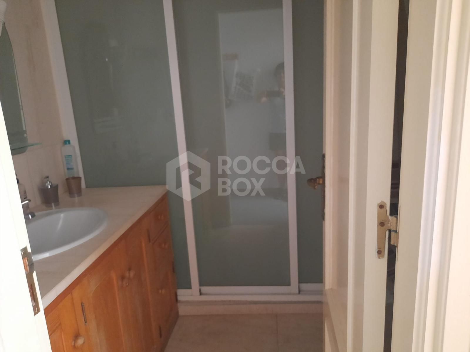 Cozy High-Floor Apartment on Estepona's Iconic Beachfront