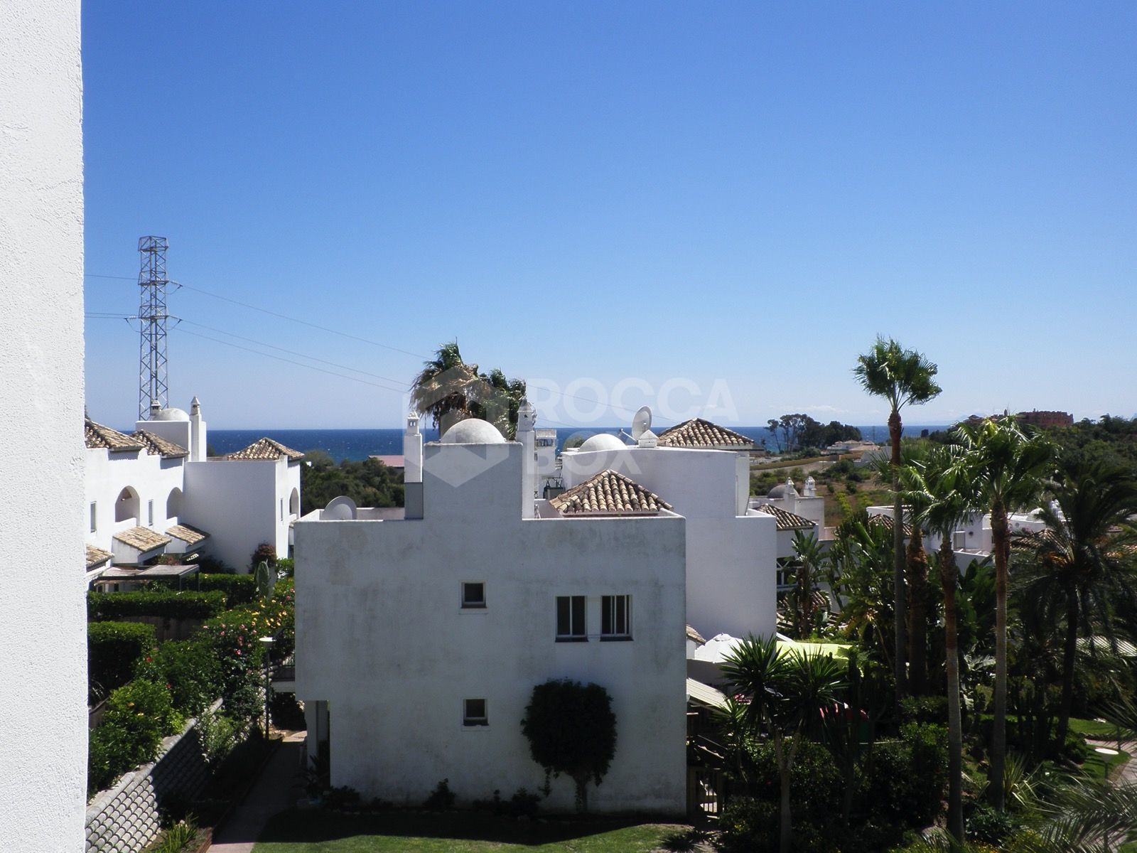 South-Facing Townhouse Near the Beach