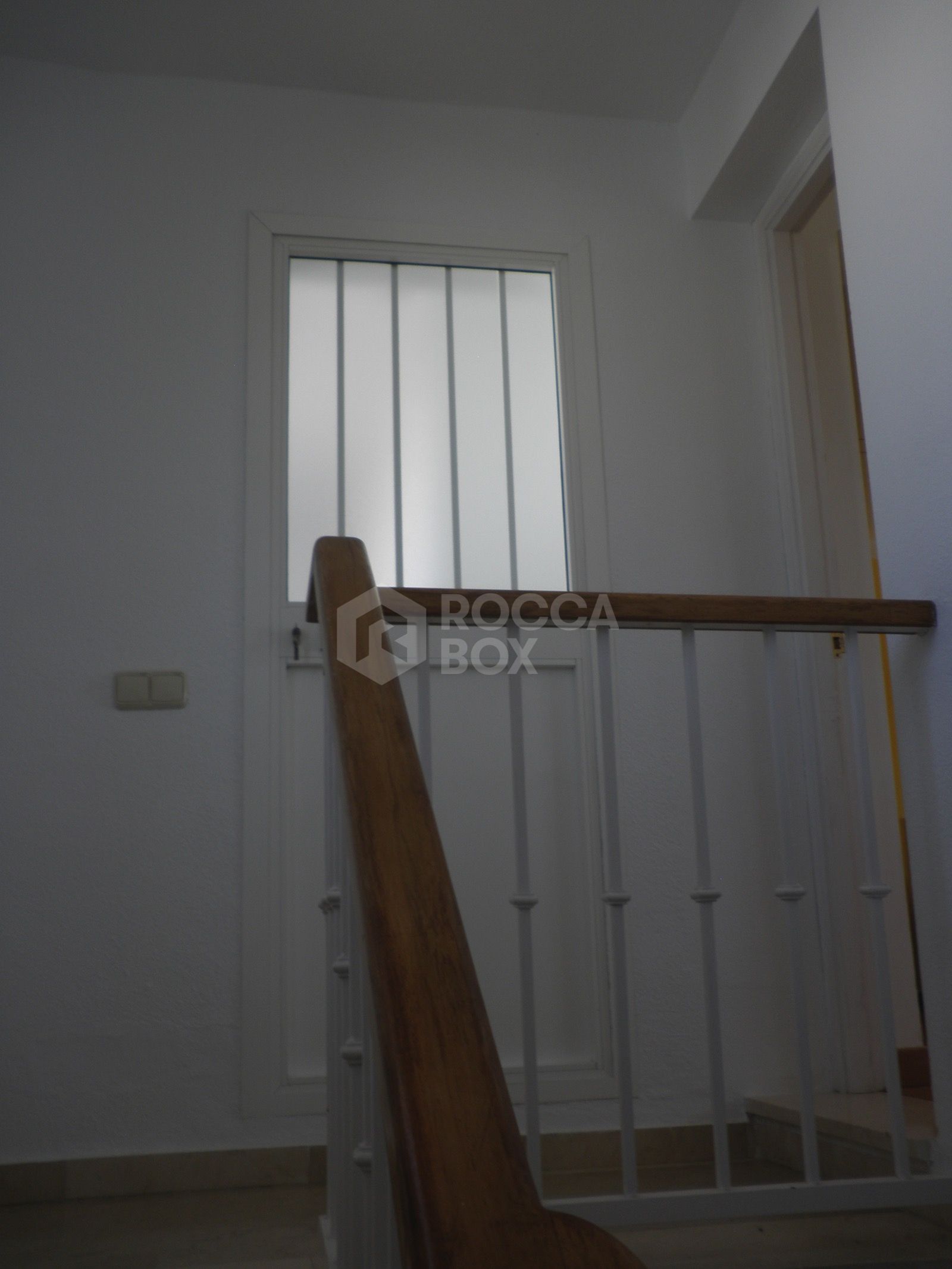 South-Facing Townhouse Near the Beach