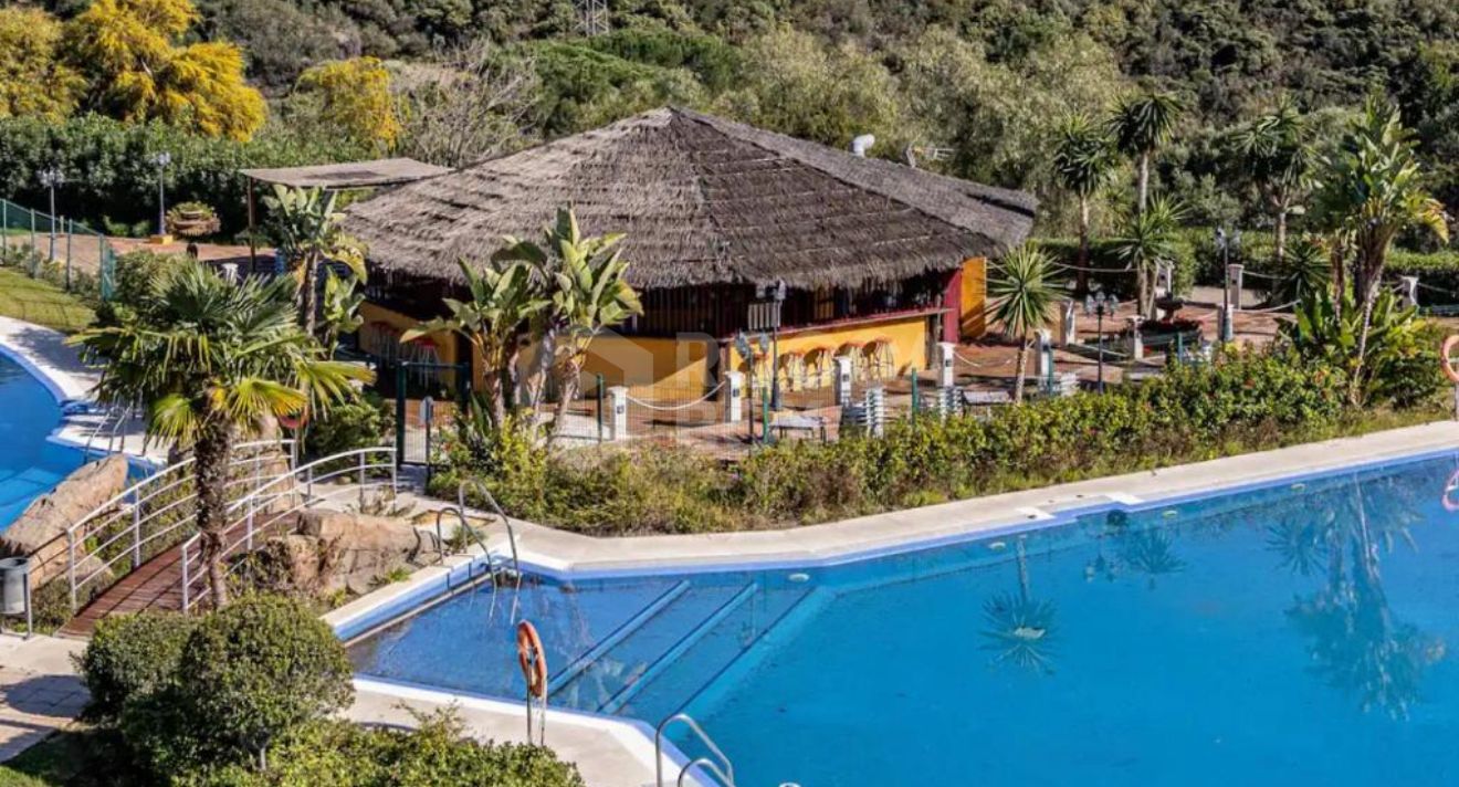 Elegant Renovated Apartment in Parque Botánico