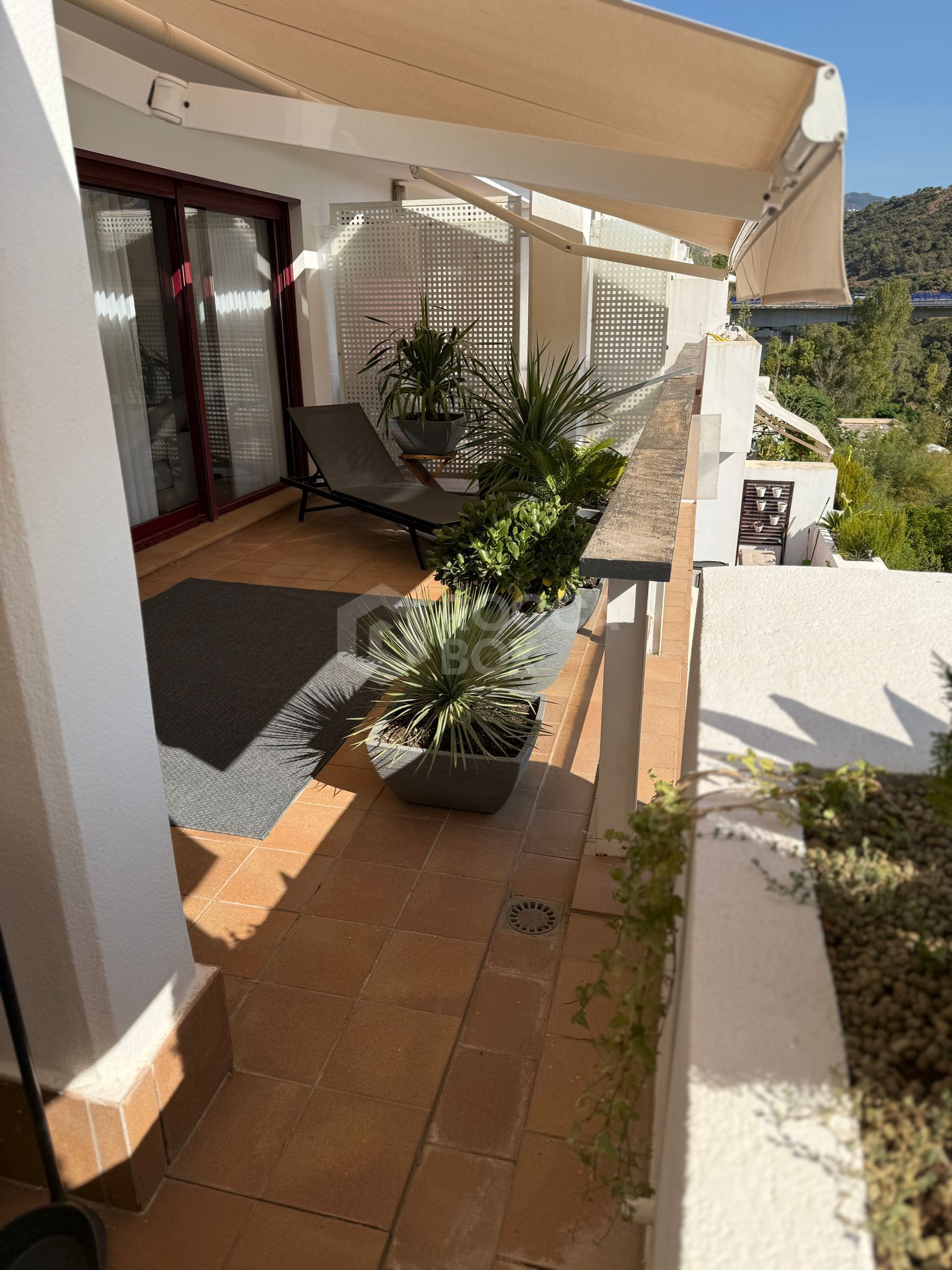 Elegant Renovated Apartment in Parque Botánico