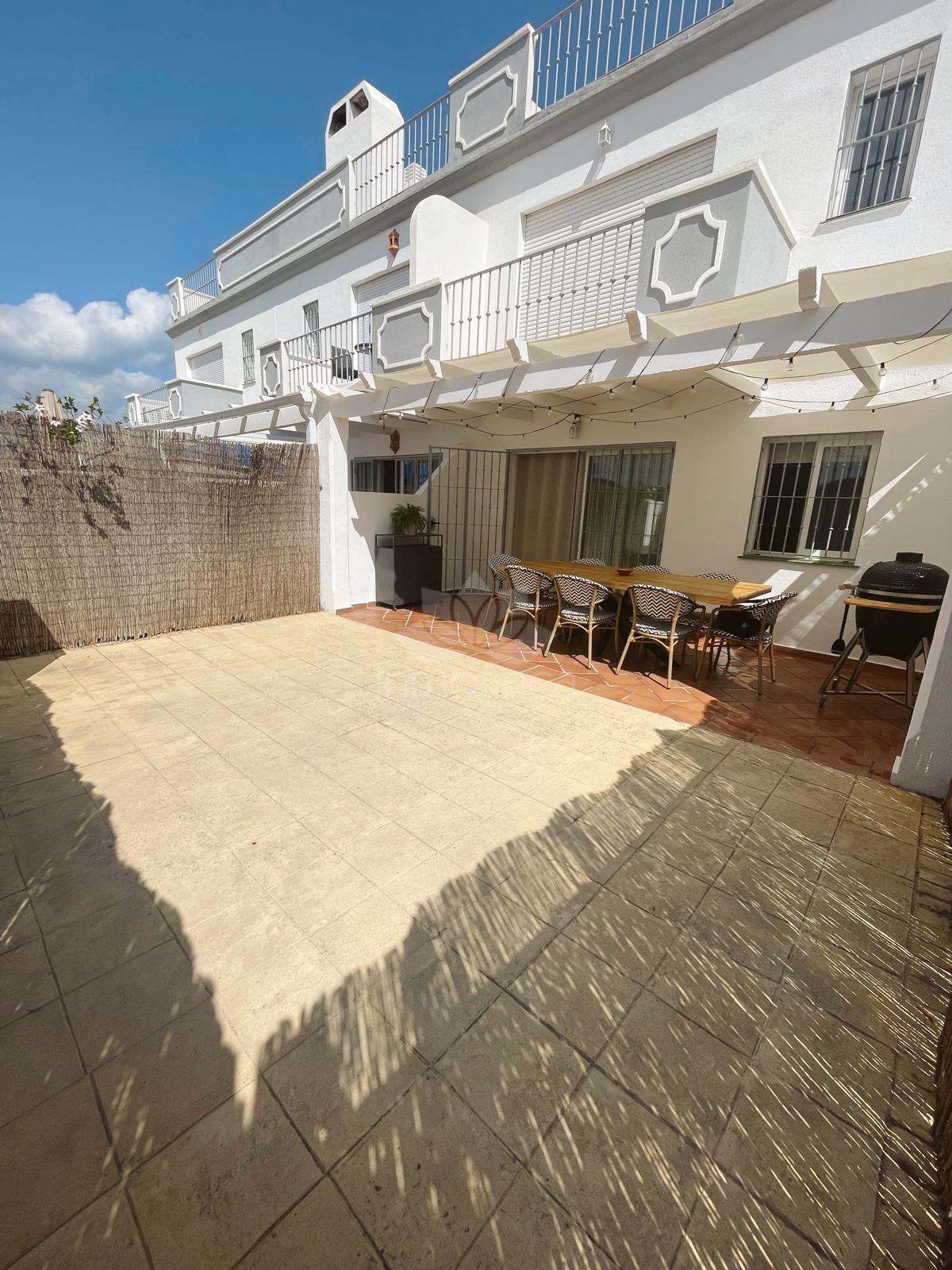 Adosado en Nueva Atalaya, Estepona