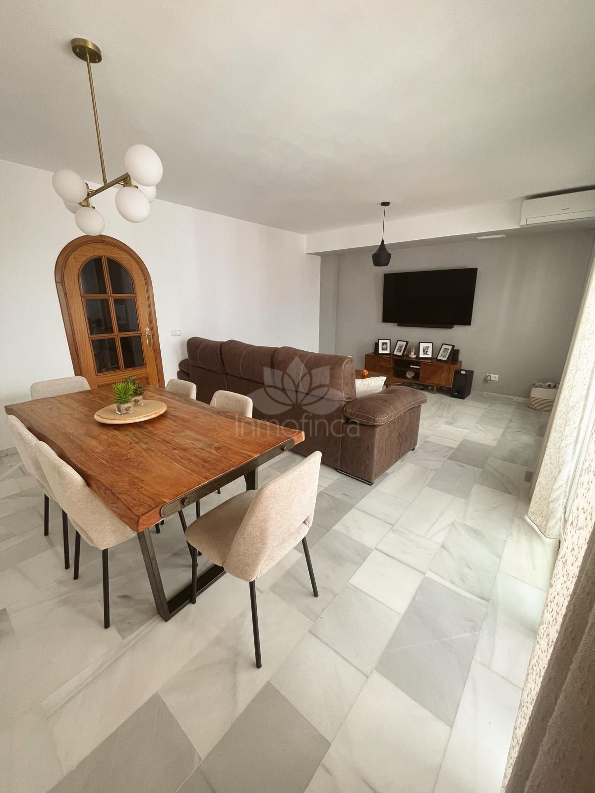 Adosado en Nueva Atalaya, Estepona