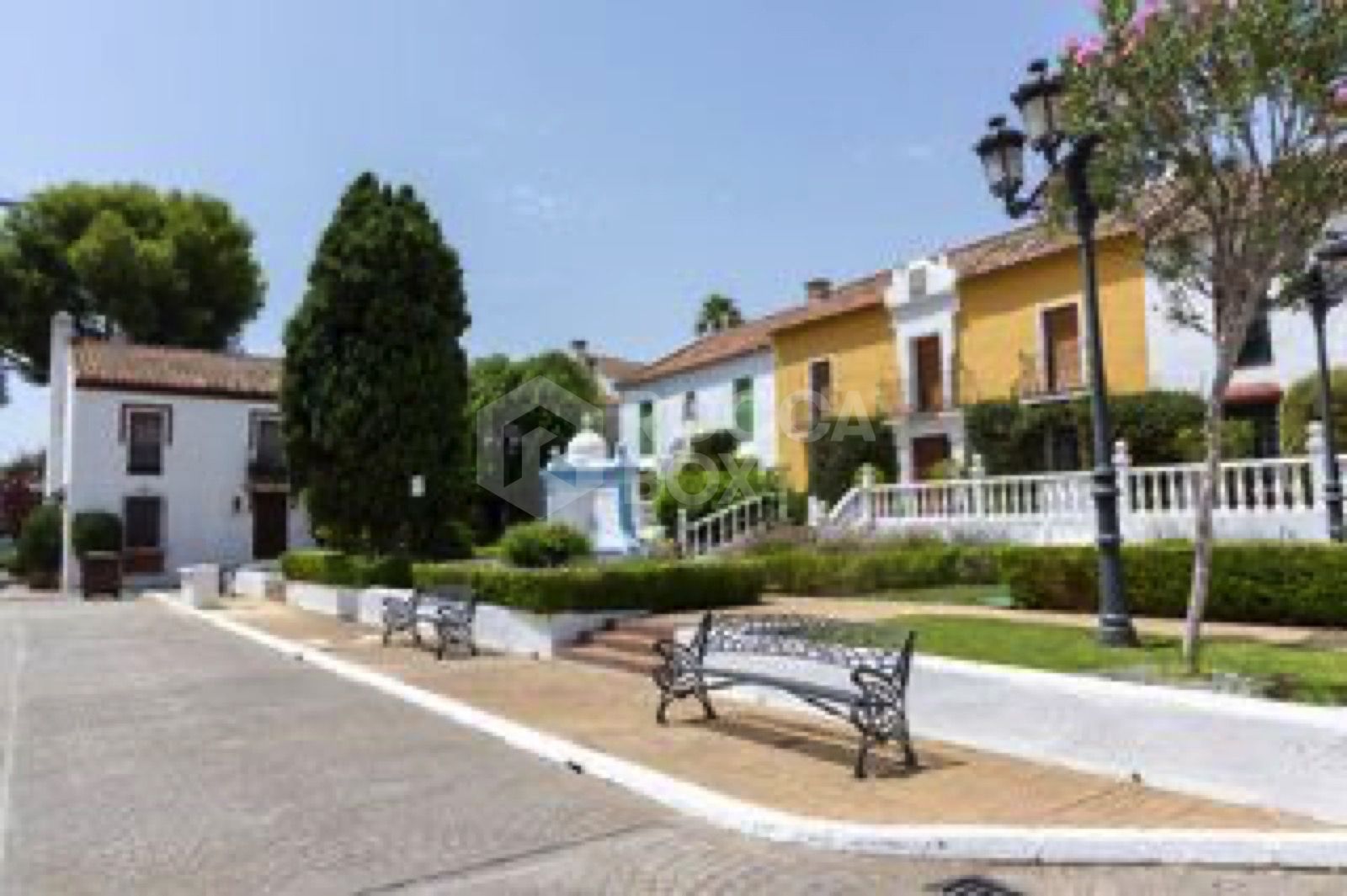 BEAUTIFUL TOWNHOUSE IN GUADALMINA BAJA