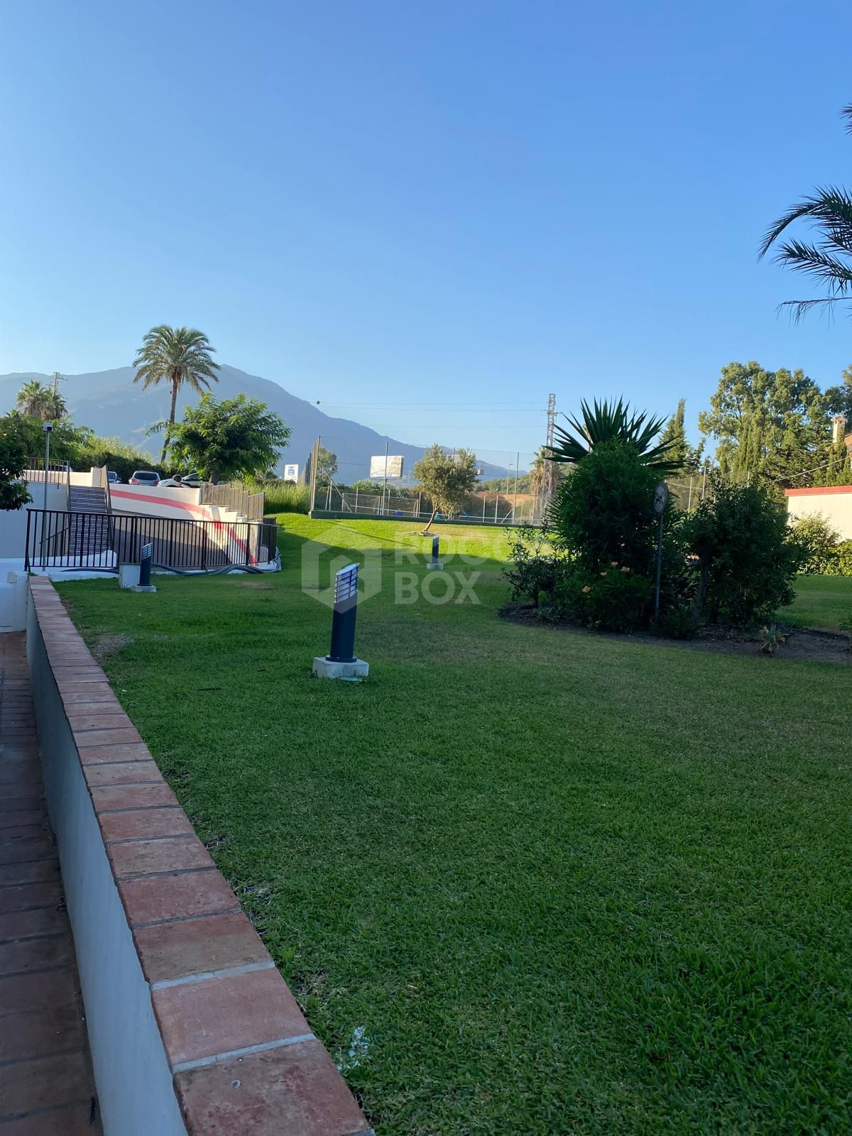 Prime Frontline Beach Apartment on Estepona's Serene Playa de Guadalobón