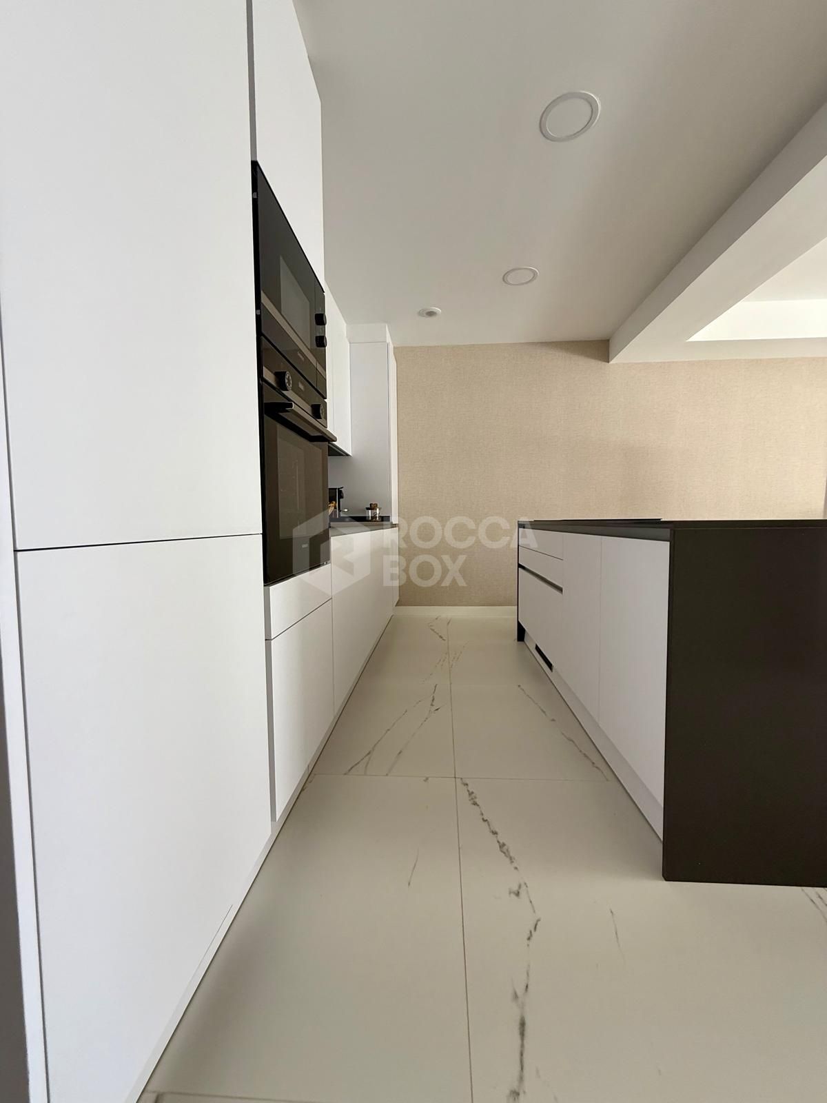 Discover Your Dream Home: Luxurious Brand-New Apartment in Casares Costa