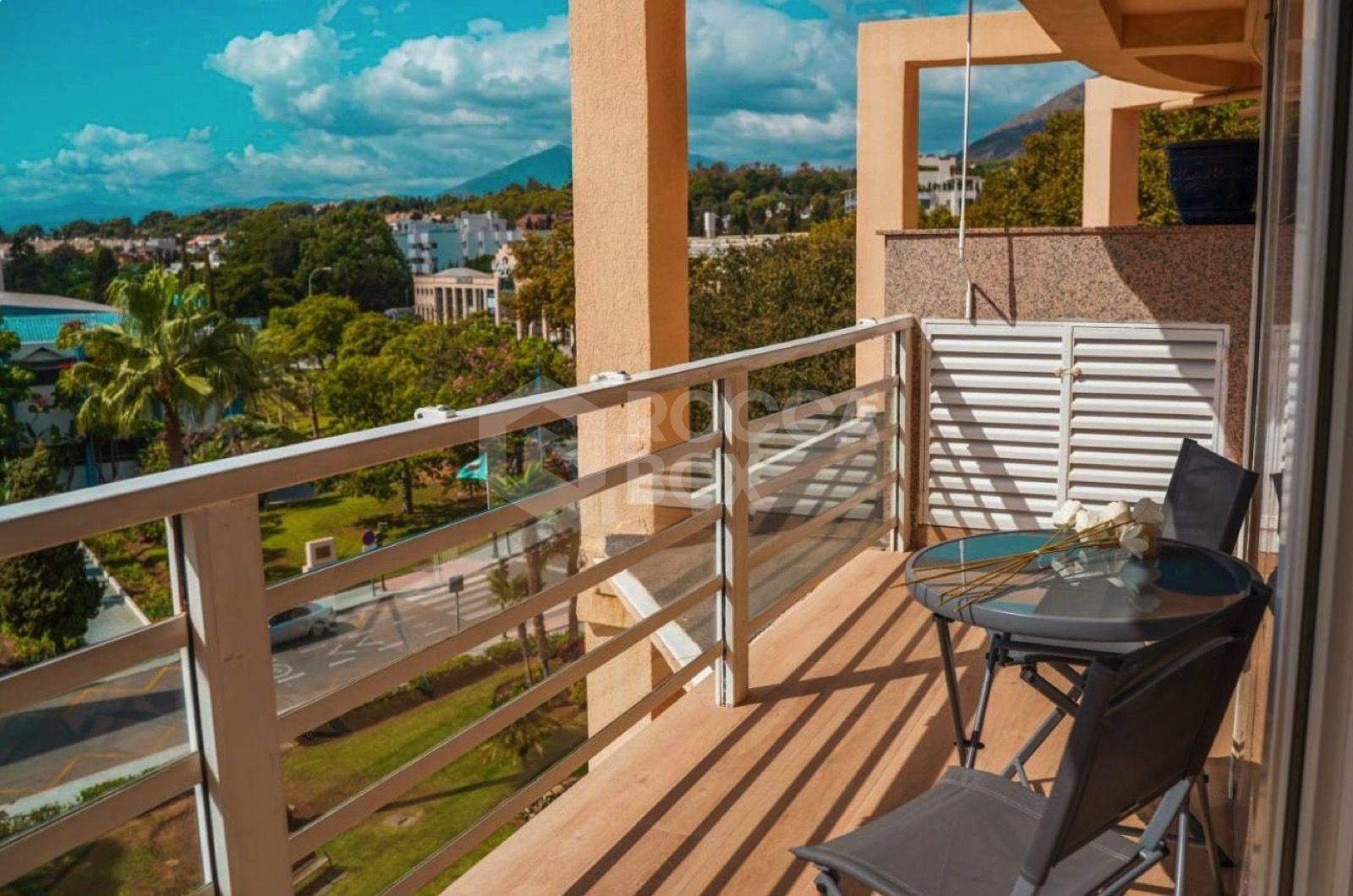 Stunning Renovated Apartment in the Heart of Marbella!