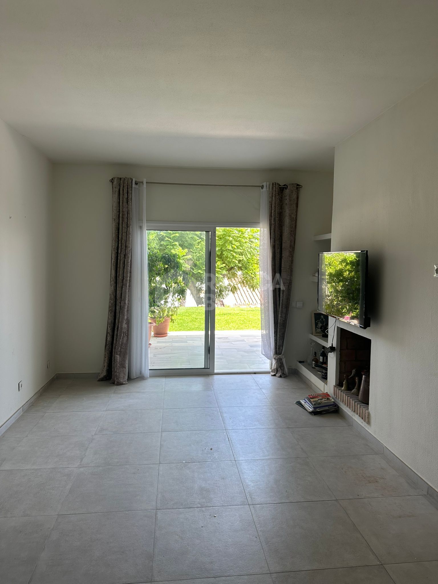 Stunning Ground Floor Apartment in Nueva Andalucía’s Prestigious Aloha Golf Valley