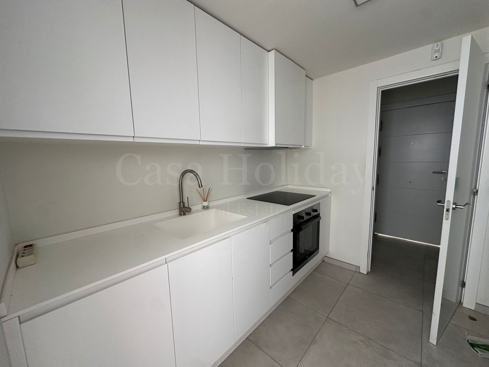 Ground Floor Apartment in Nueva Andalucia, Marbella