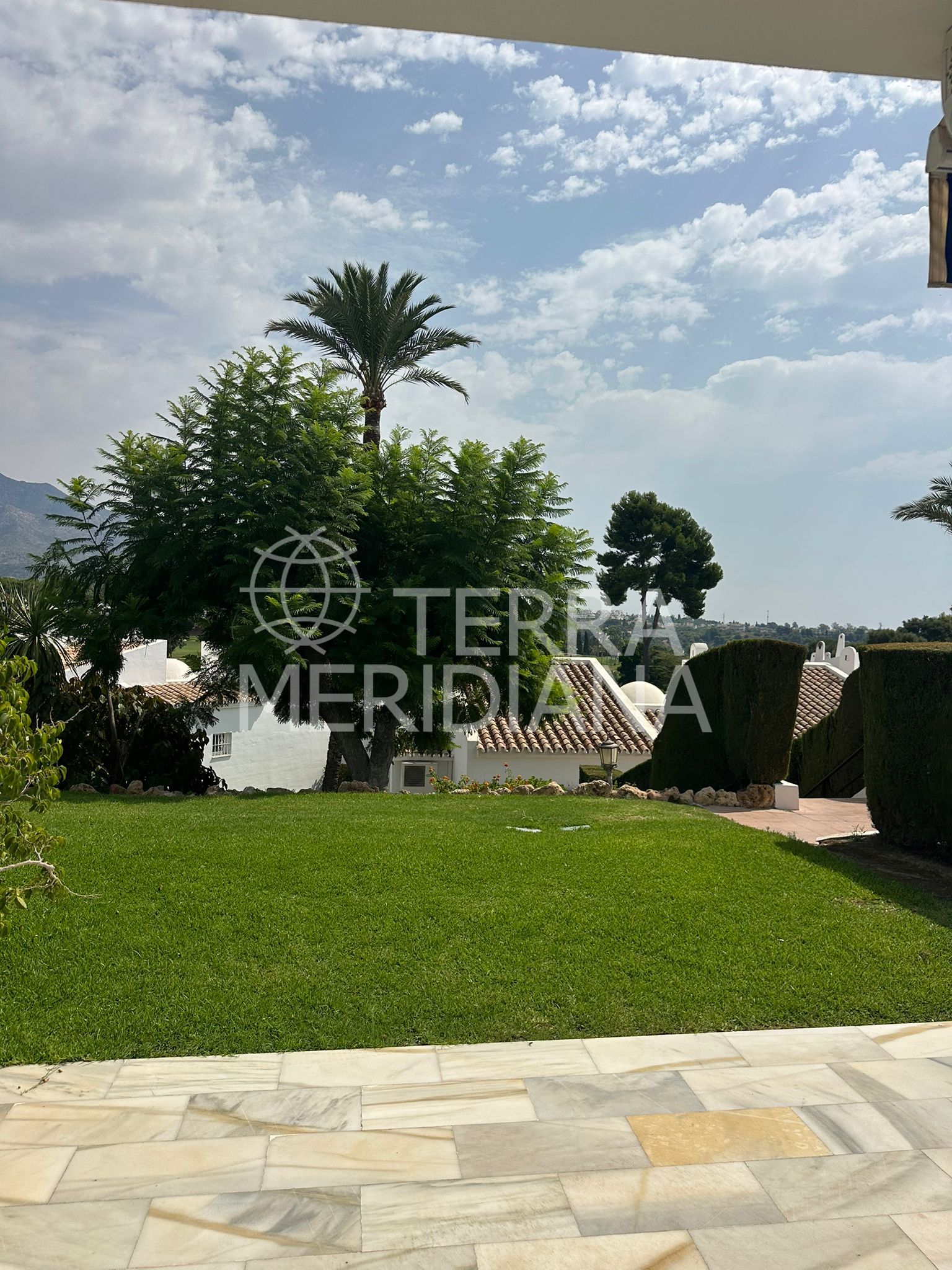 Ground Floor Apartment in Nueva Andalucia, Marbella
