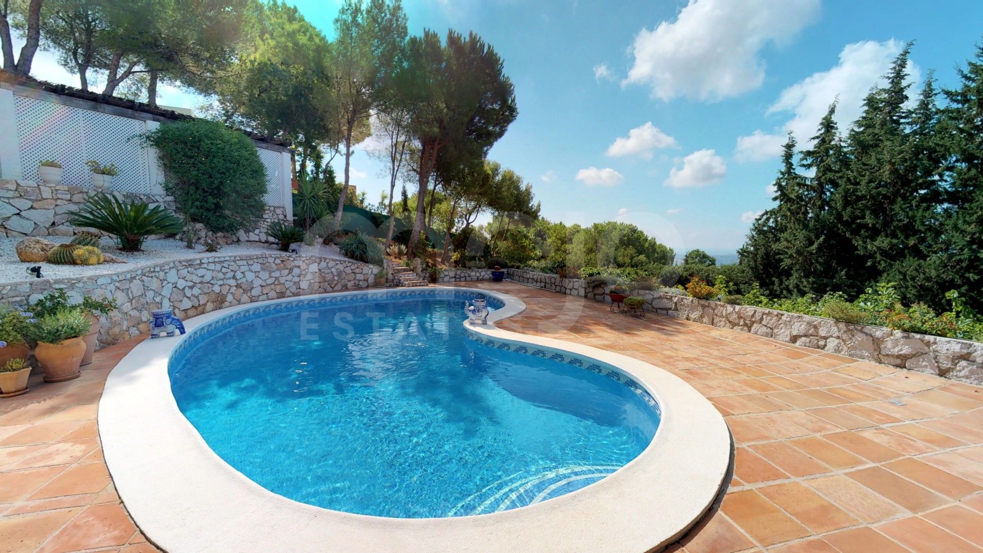 Villa til salg i Valtocado, Mijas