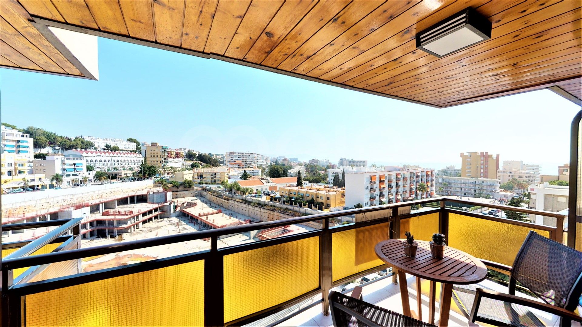 Apartment for sale in La Carihuela, Torremolinos