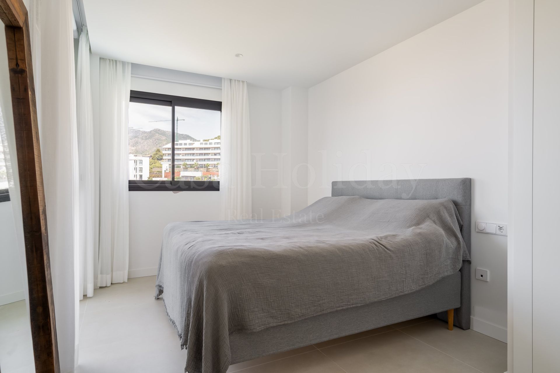 Apartment in El Higueron, Fuengirola