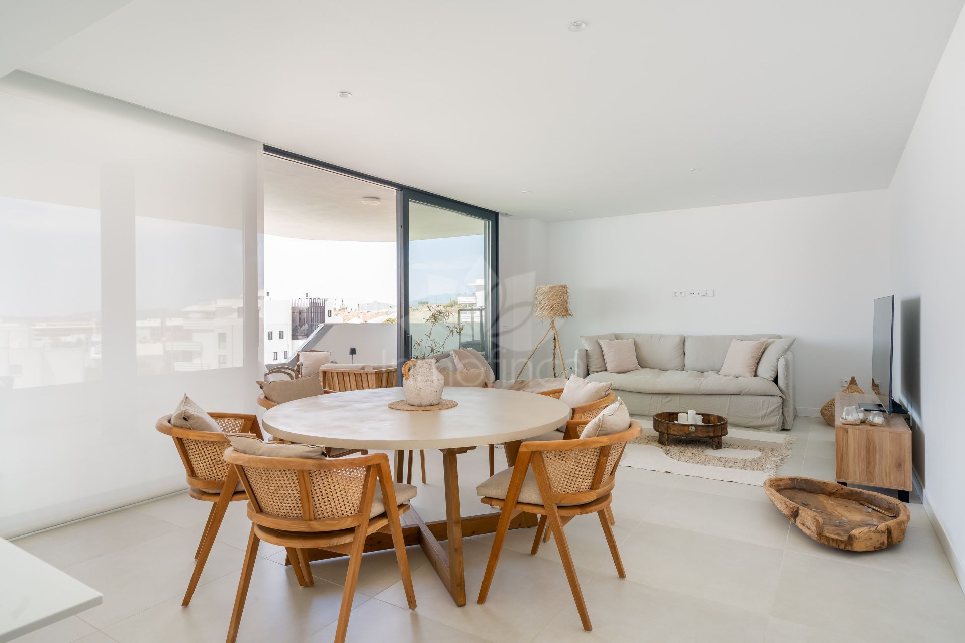 Apartment in El Higueron, Fuengirola