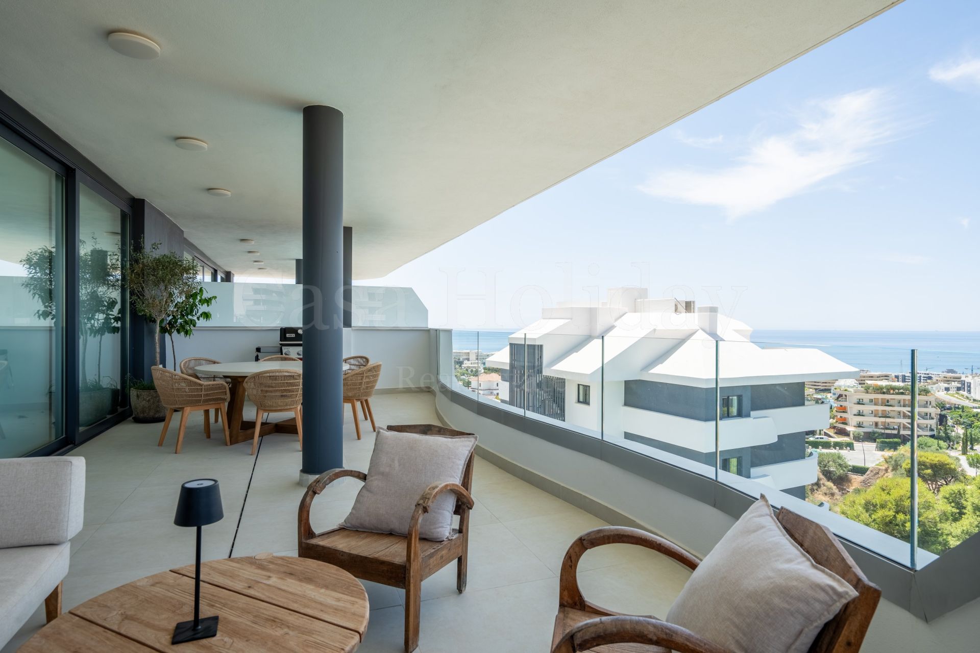 Apartment in El Higueron, Fuengirola
