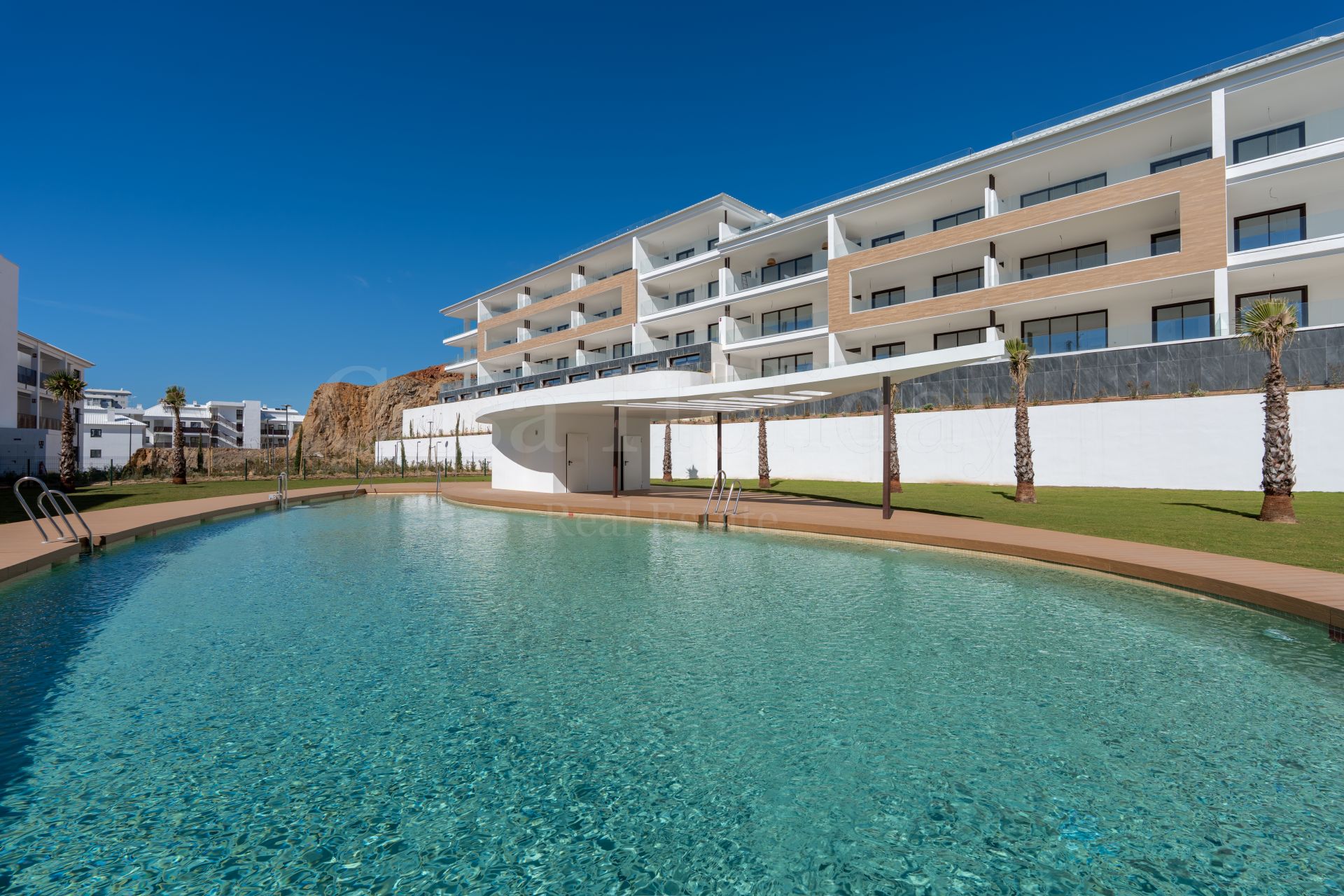 Apartment in El Higueron, Fuengirola