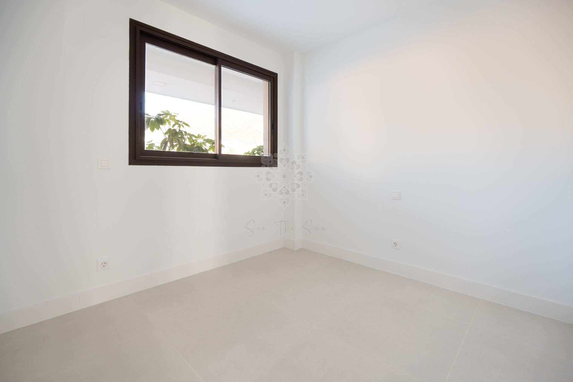 Apartment in El Higueron, Fuengirola