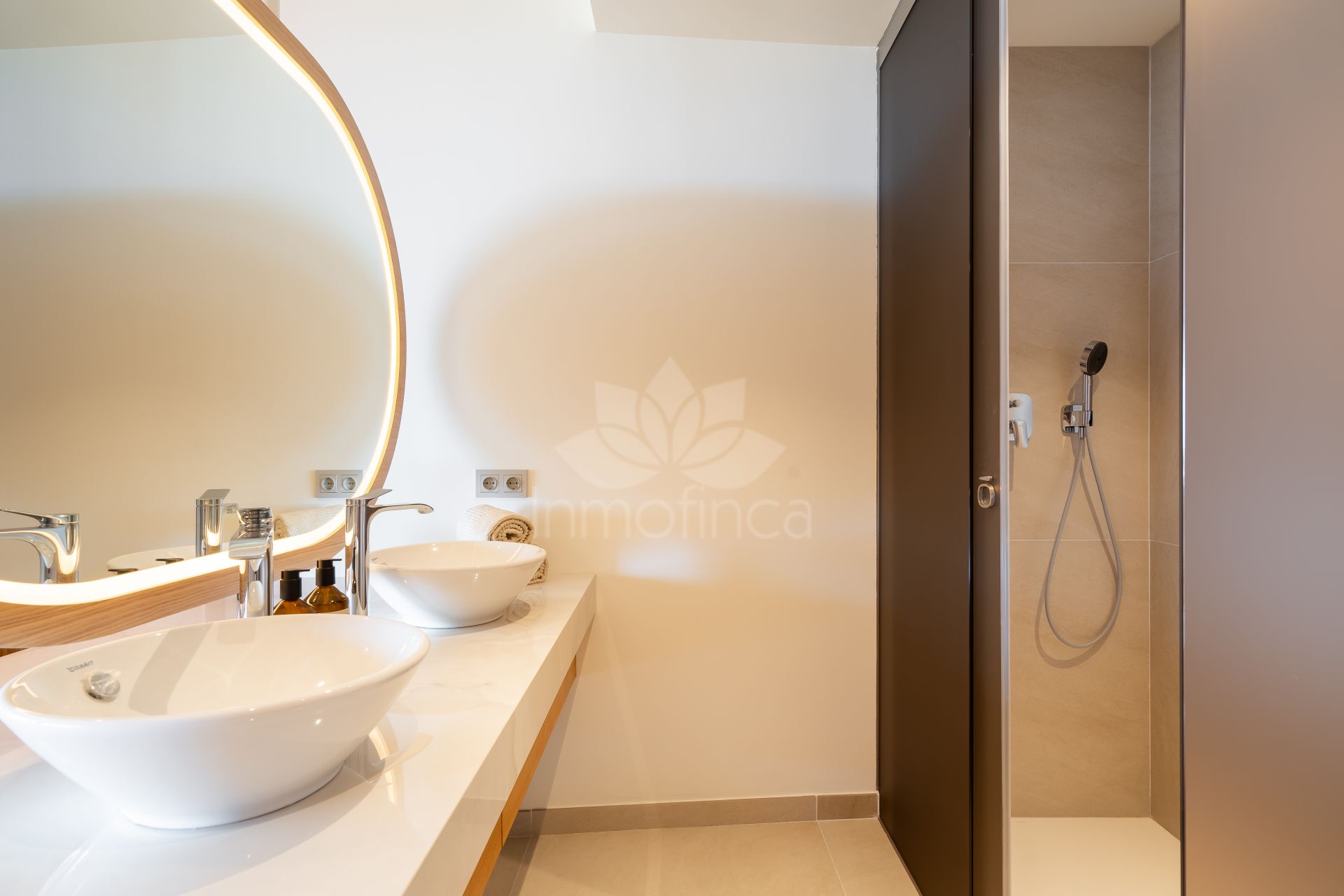 Apartment in El Higueron, Fuengirola