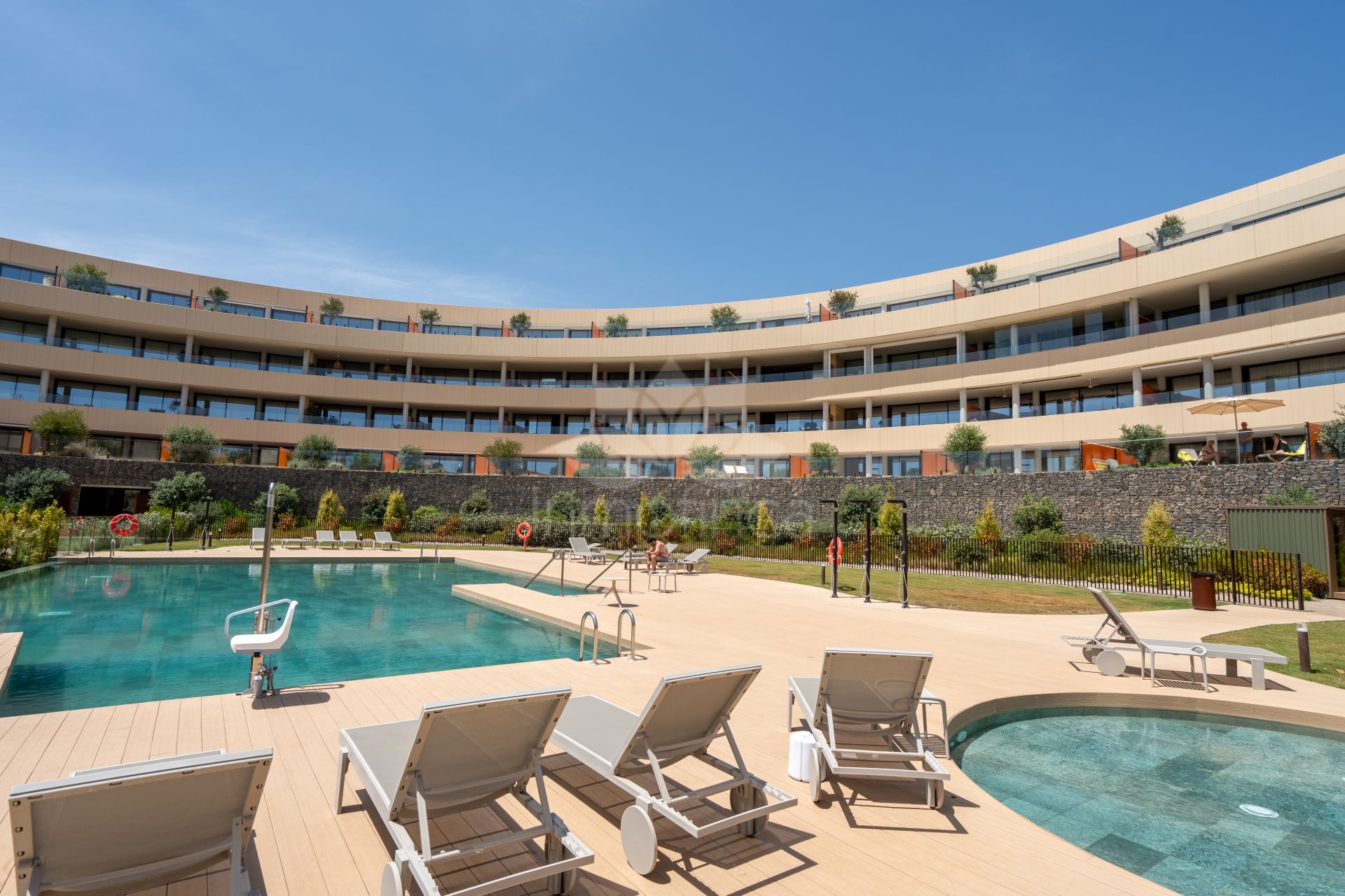 Apartment in El Higueron, Fuengirola