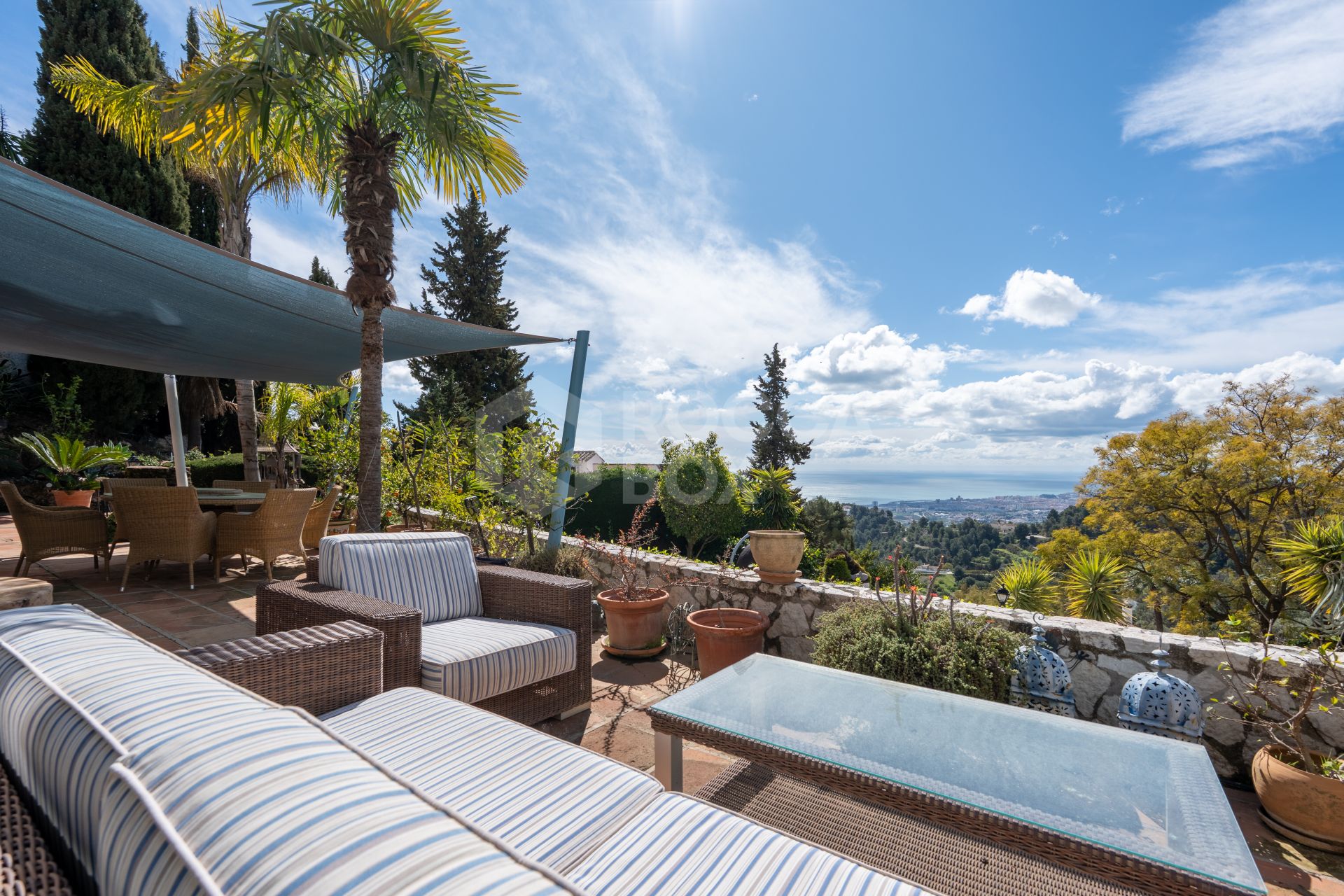 Elegant 4-Bedroom Luxury Villa Walking Distance to Mijas Pueblo