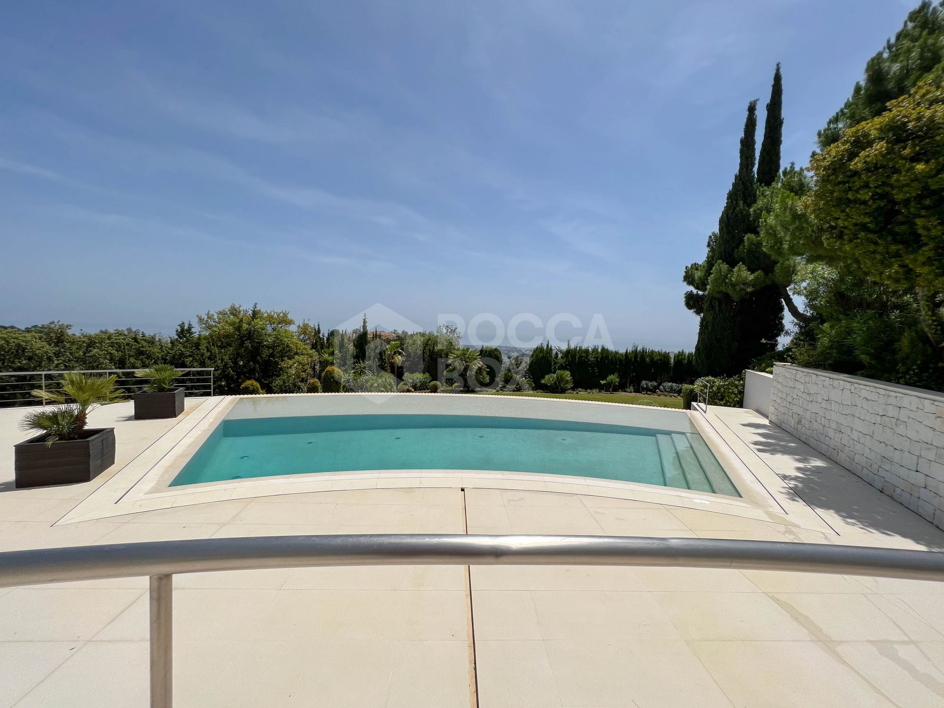 Fantastic modern villa with amazing panoramic sea views in La Zagaleta